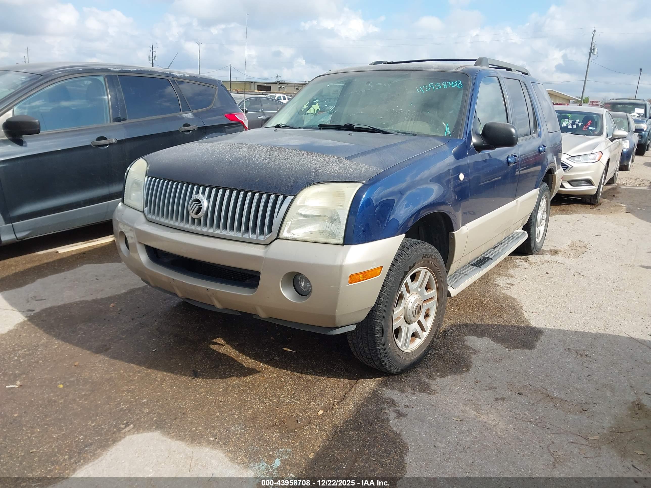 MERCURY MOUNTAINEER image 2