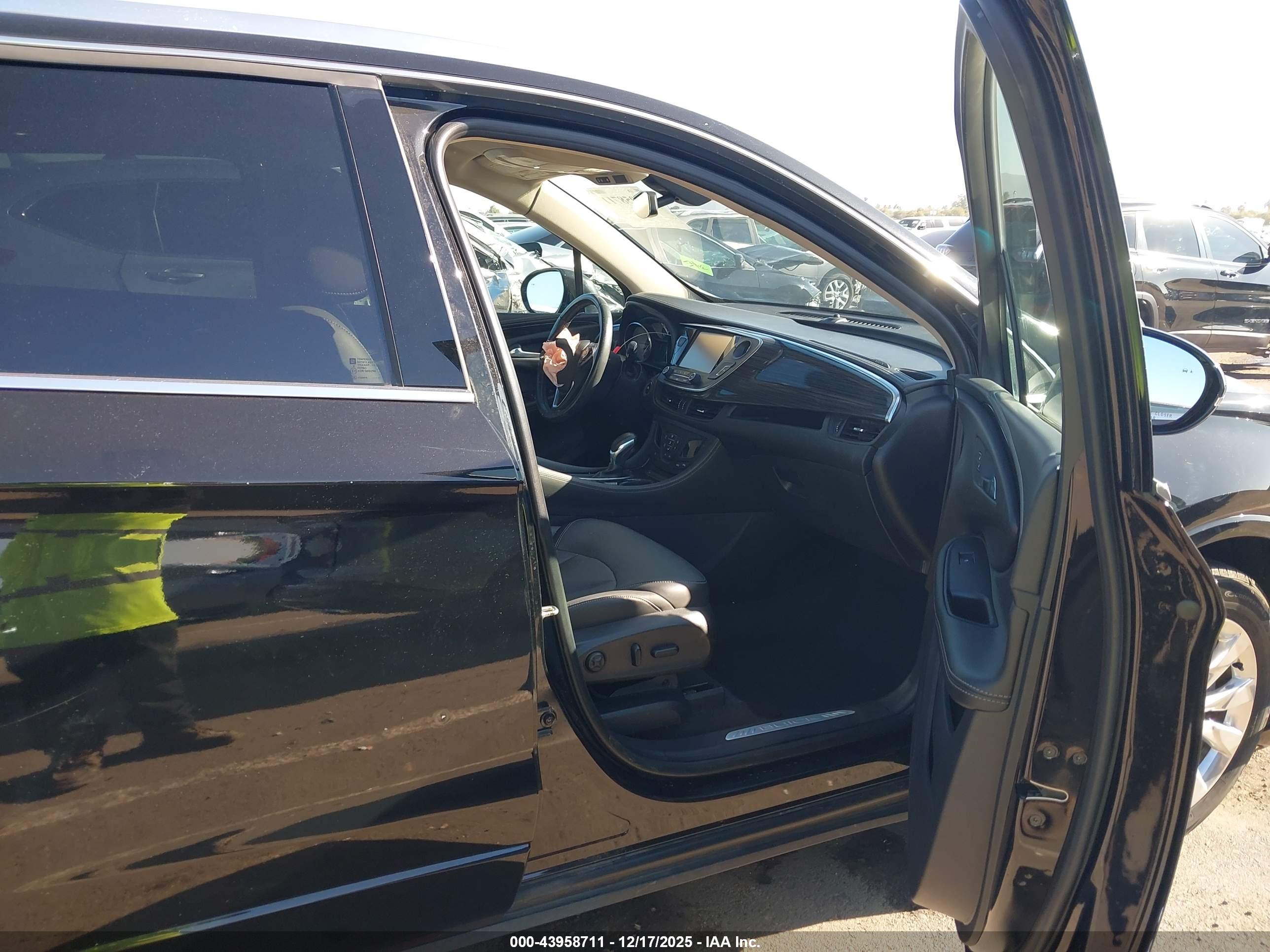 BUICK ENVISION image 5