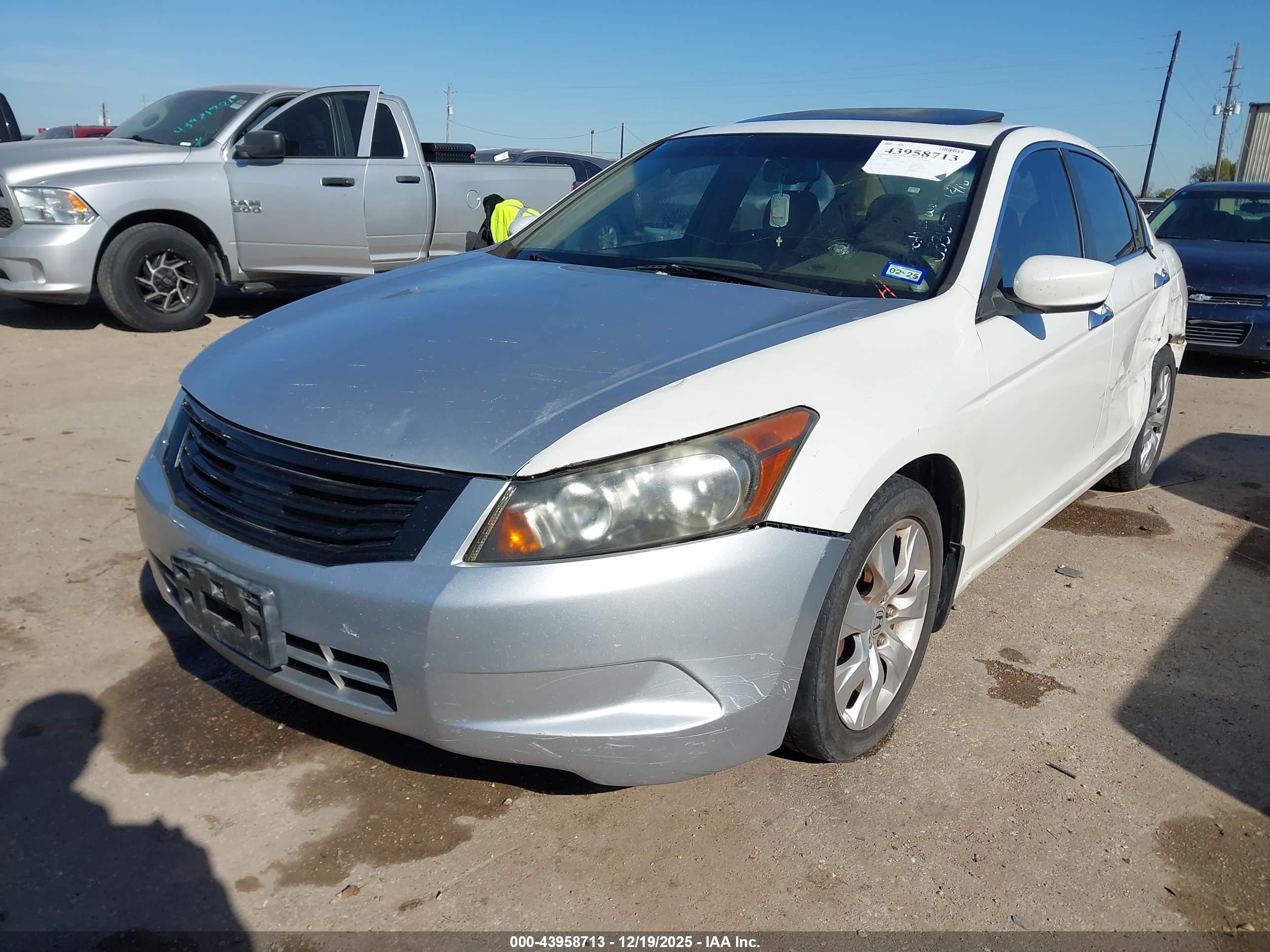 HONDA ACCORD image 2
