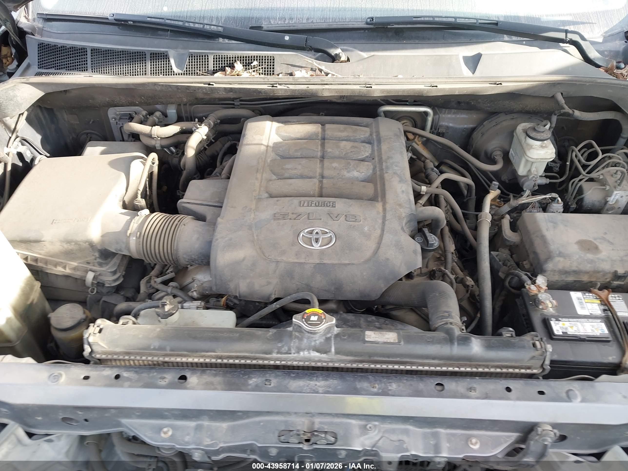 TOYOTA SEQUOIA image 10