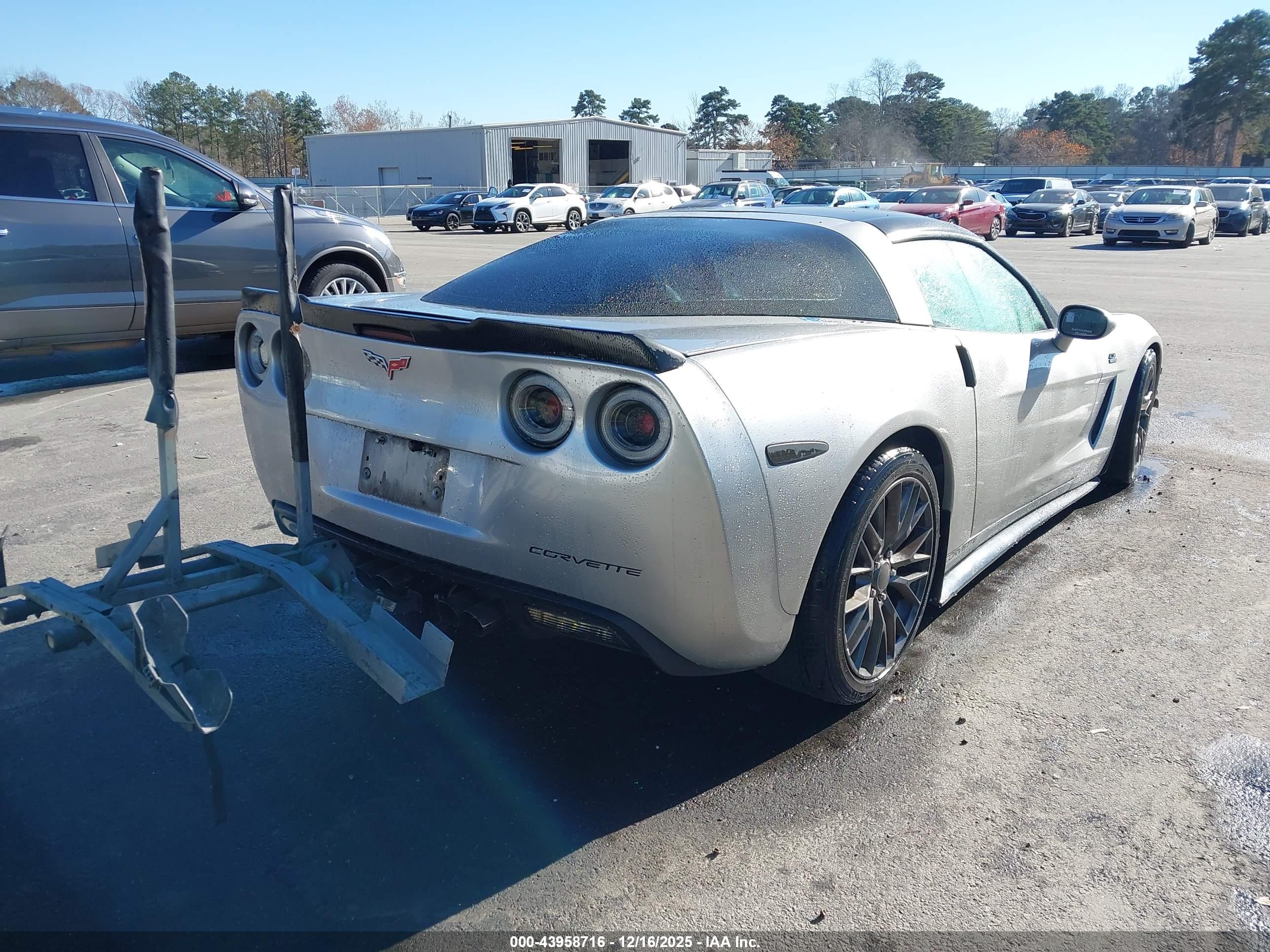 CHEVROLET CORVETTE image 4