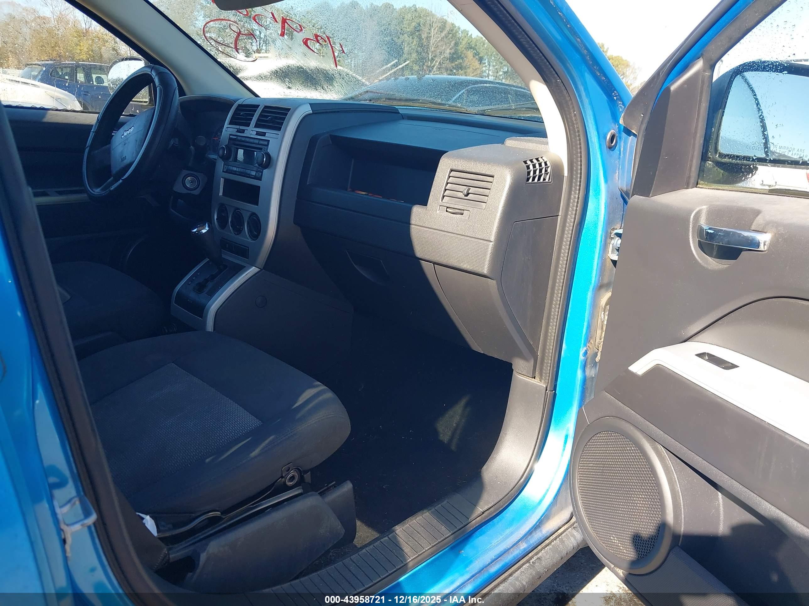 JEEP COMPASS image 5