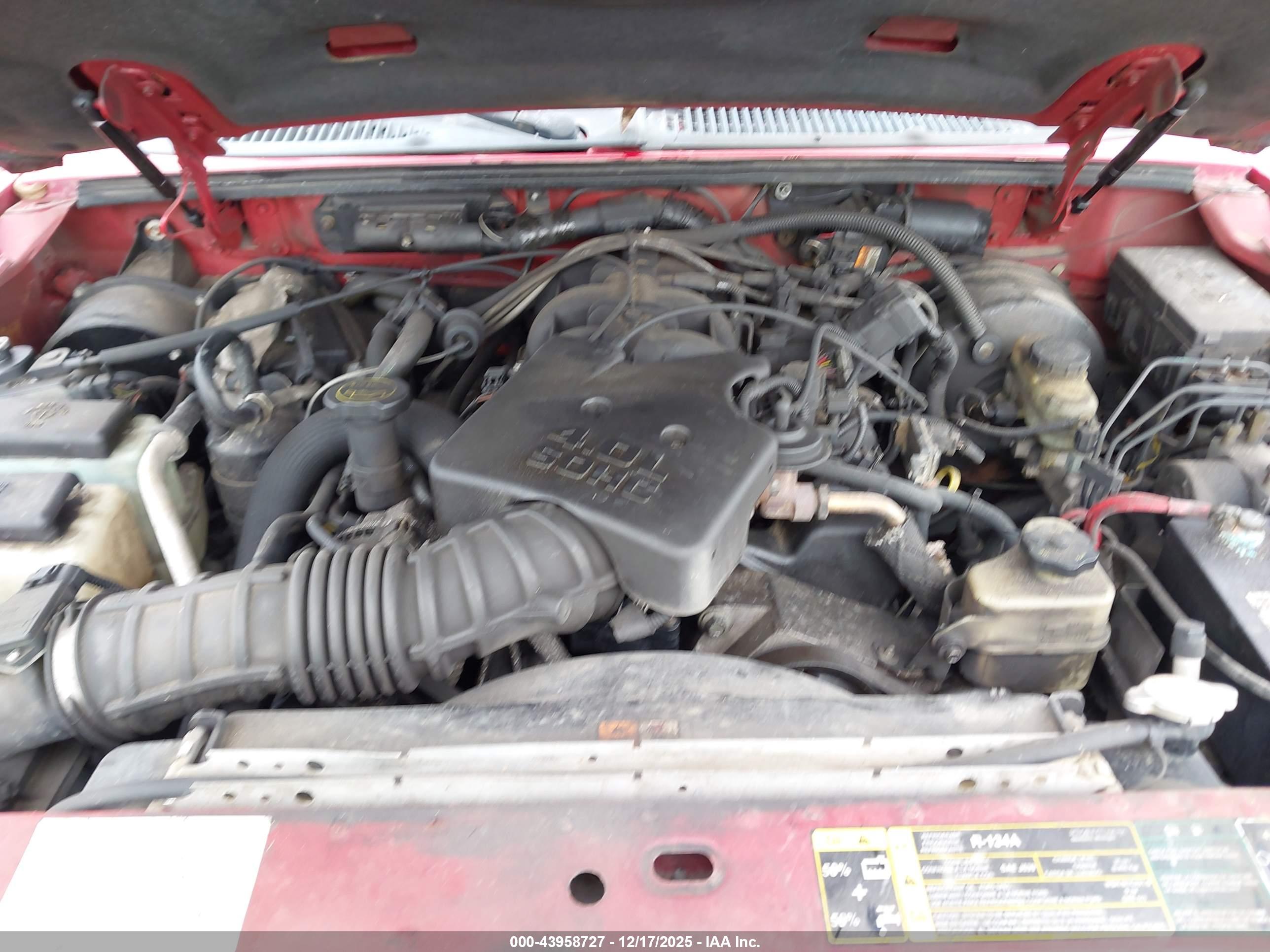 FORD EXPLORER image 10