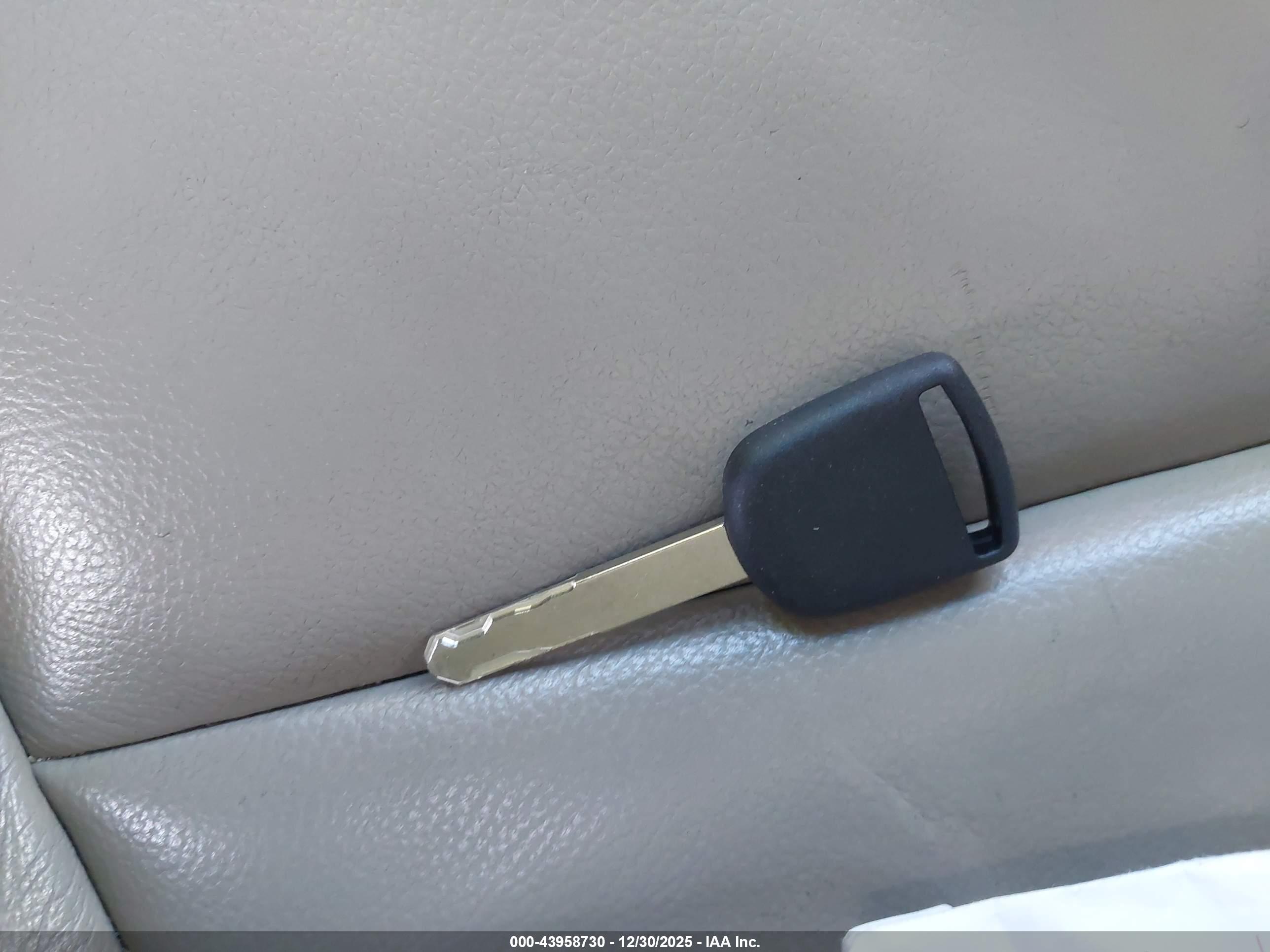 HONDA PILOT image 11