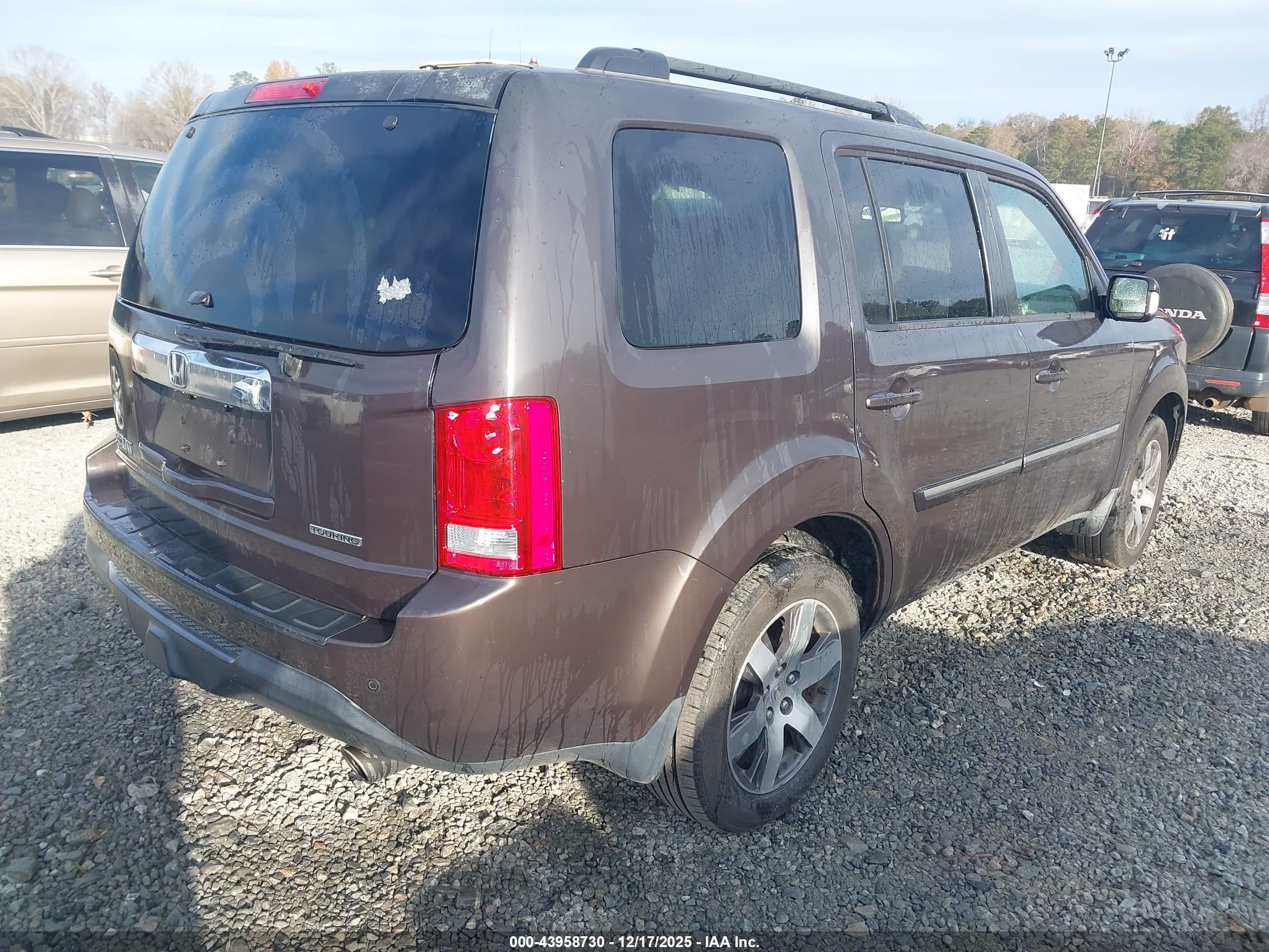 HONDA PILOT image 4