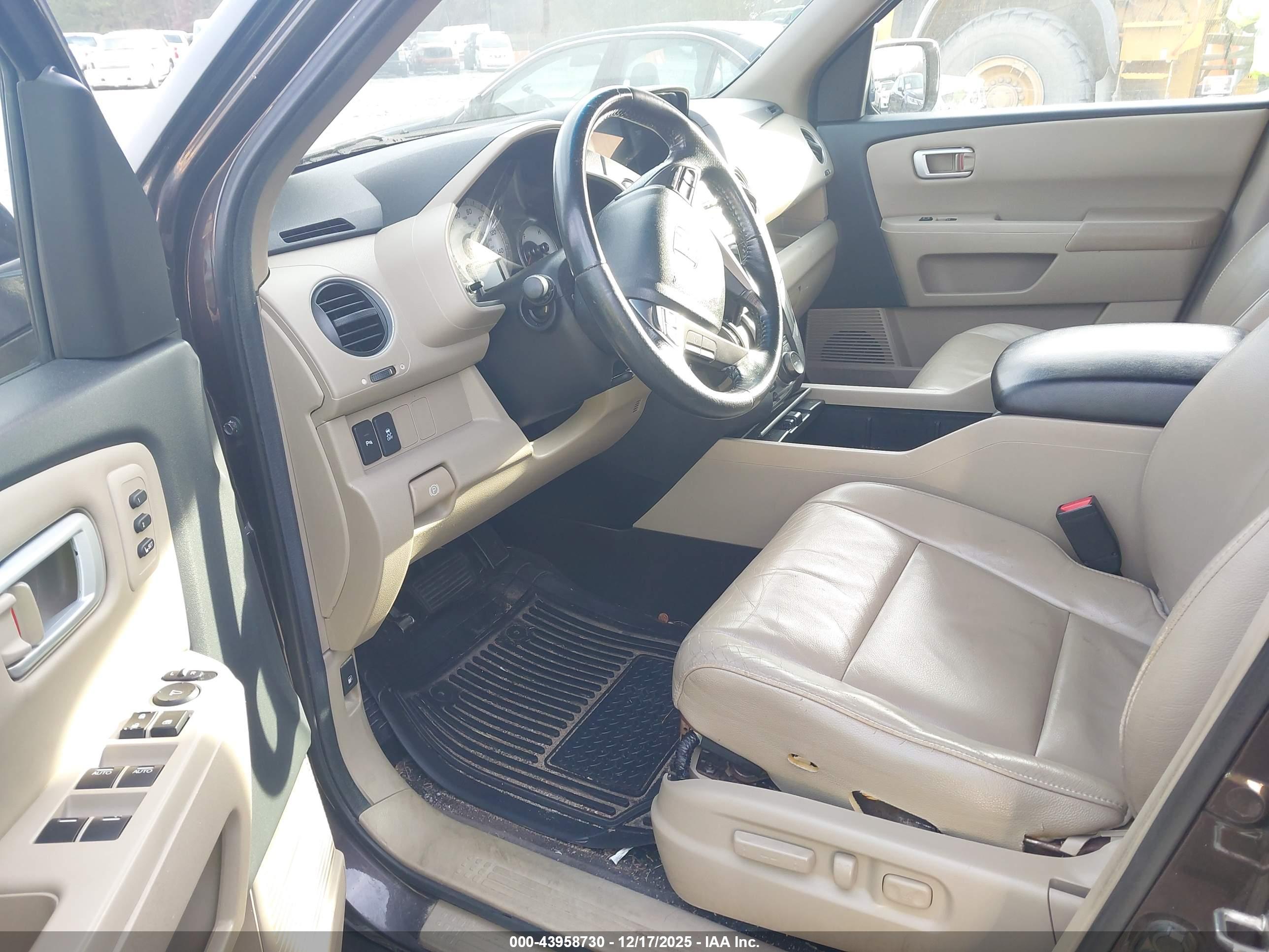 HONDA PILOT image 5