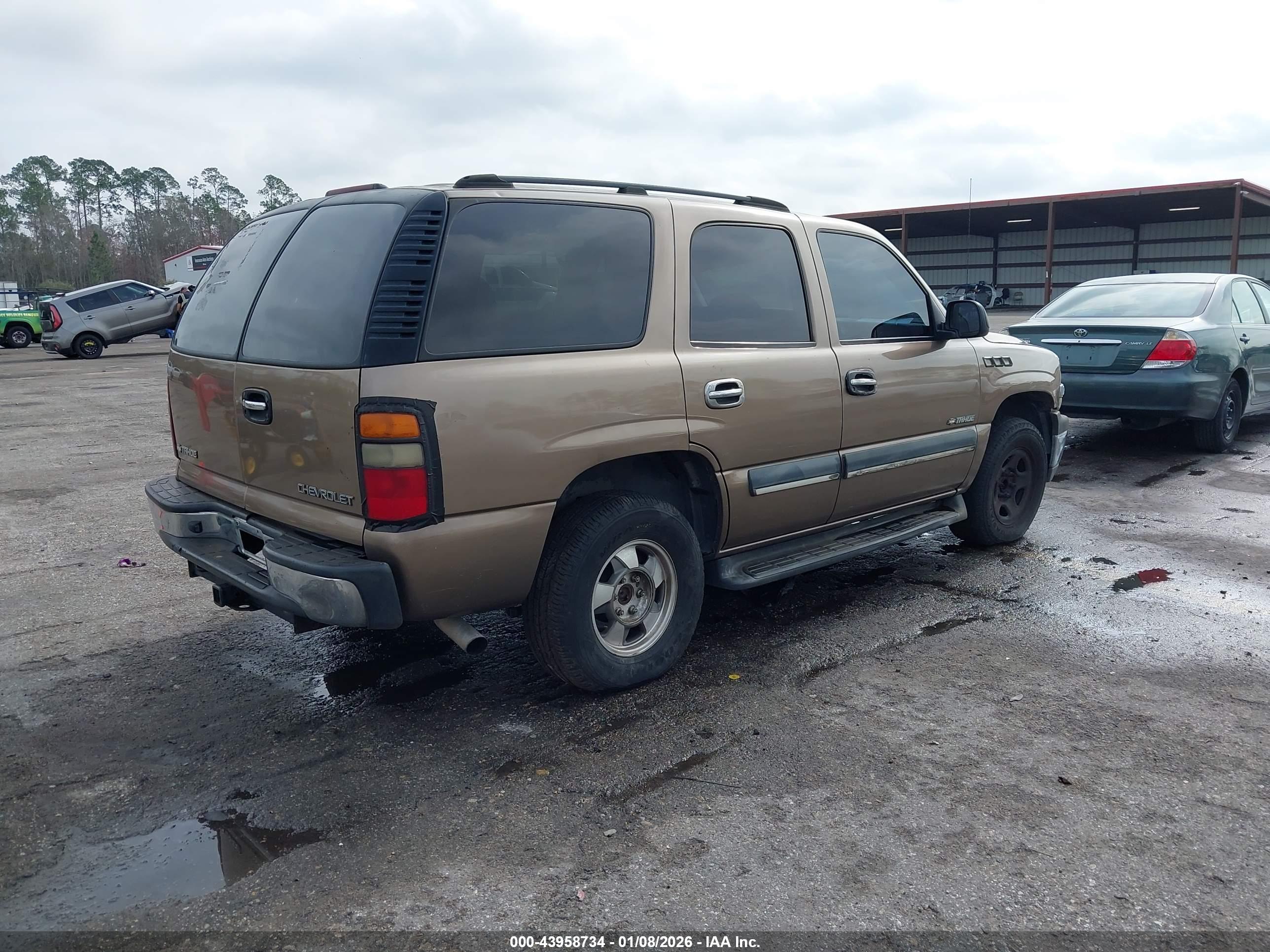CHEVROLET TAHOE image 4