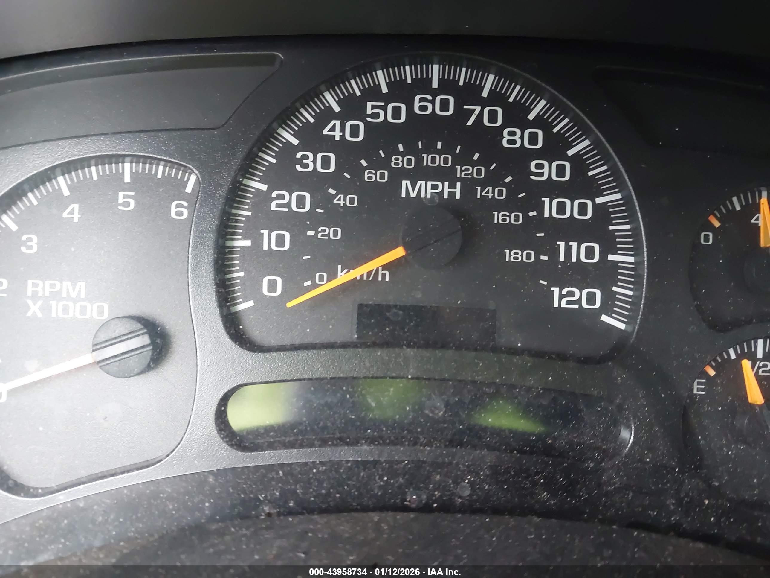 CHEVROLET TAHOE image 7