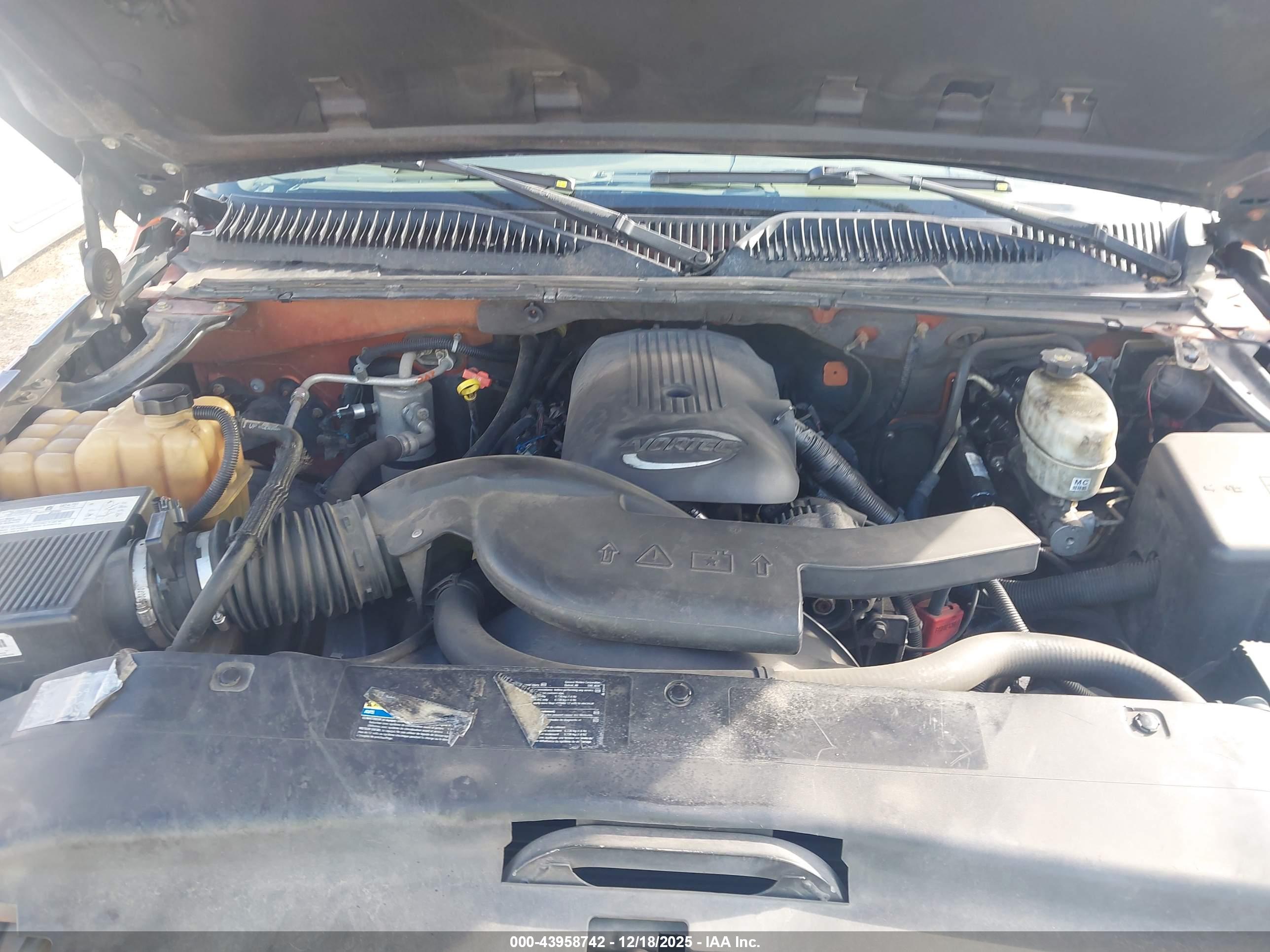 CHEVROLET AVALANCHE image 10