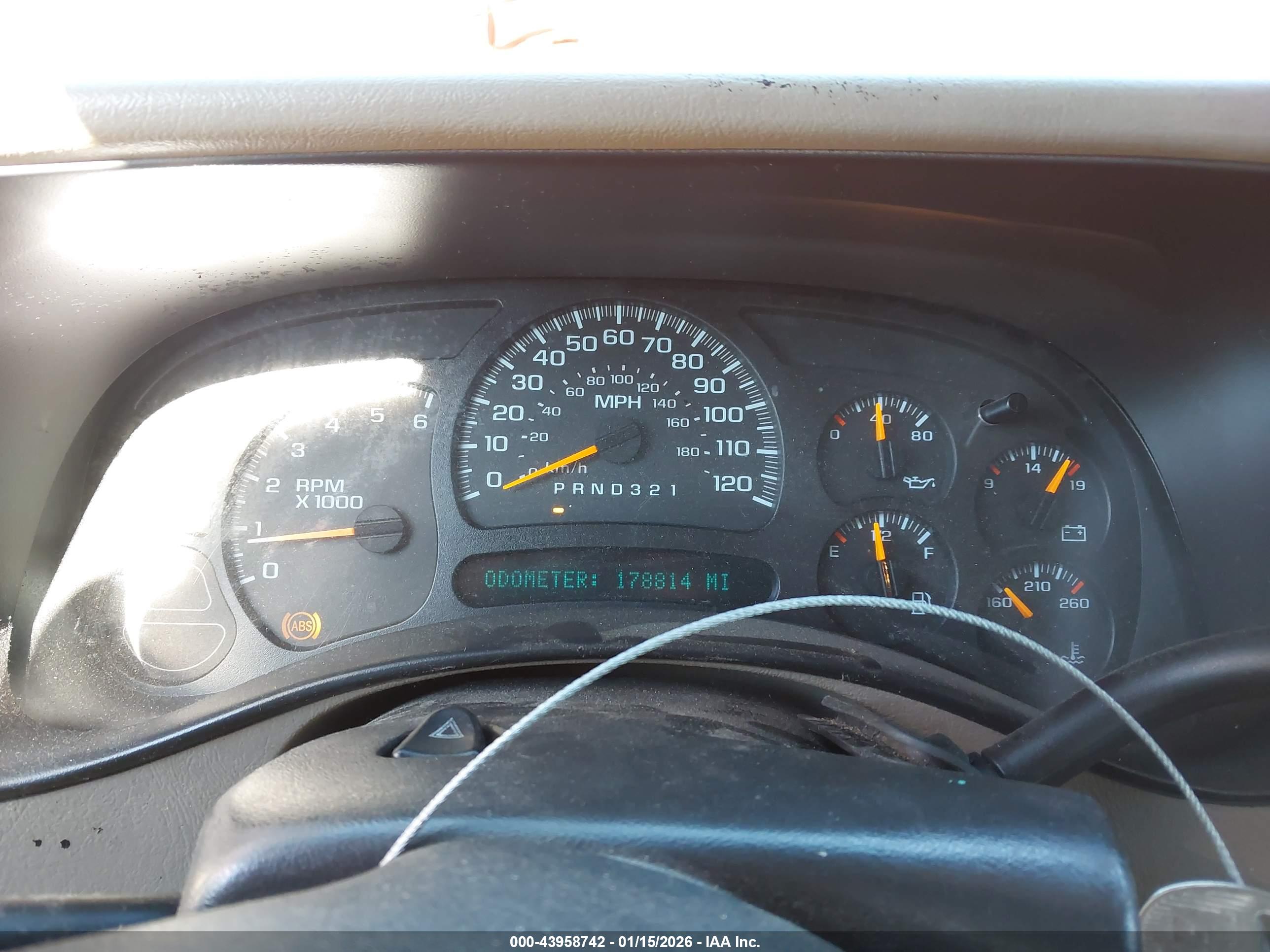 CHEVROLET AVALANCHE image 7