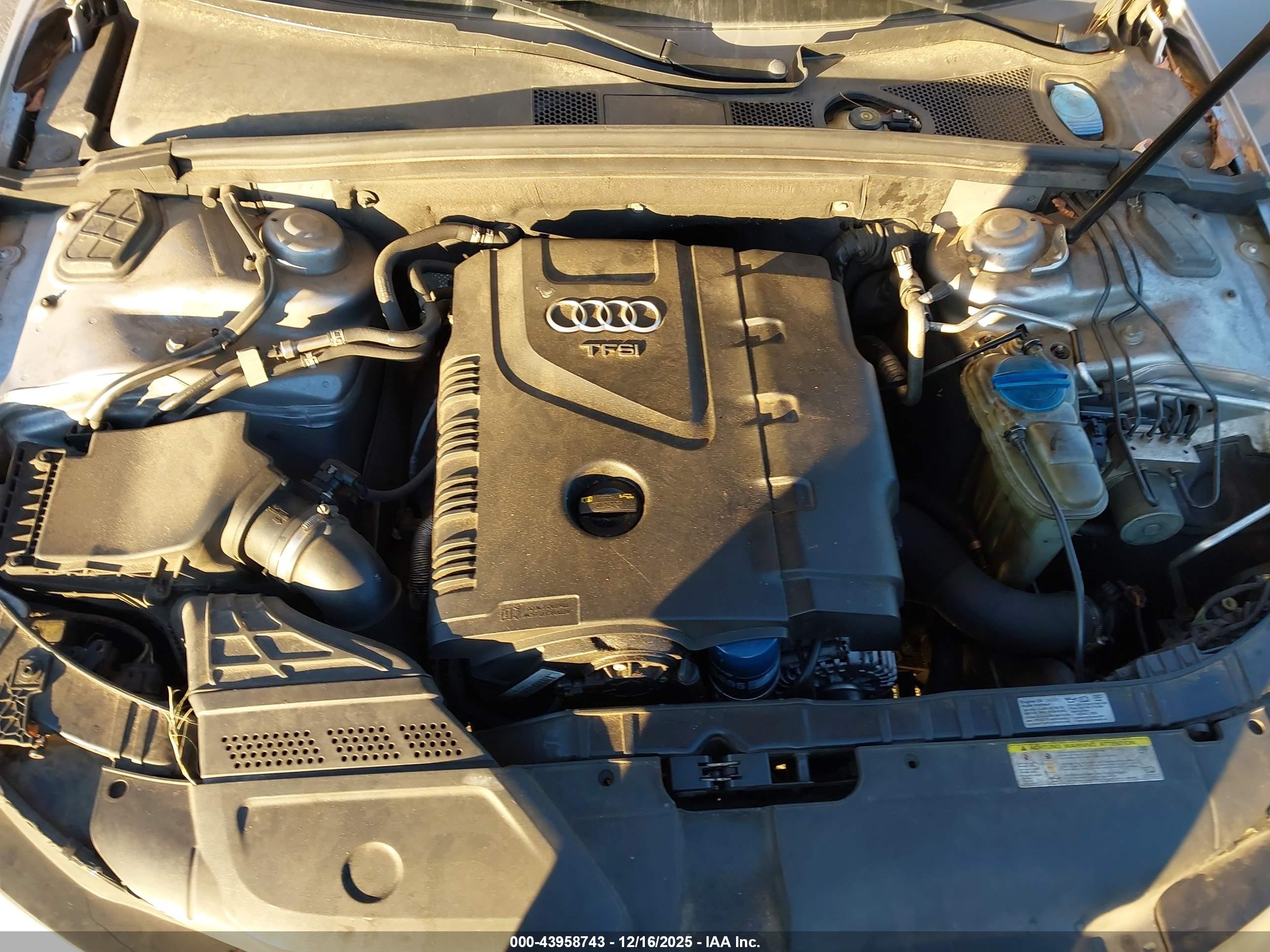 AUDI A4 image 10