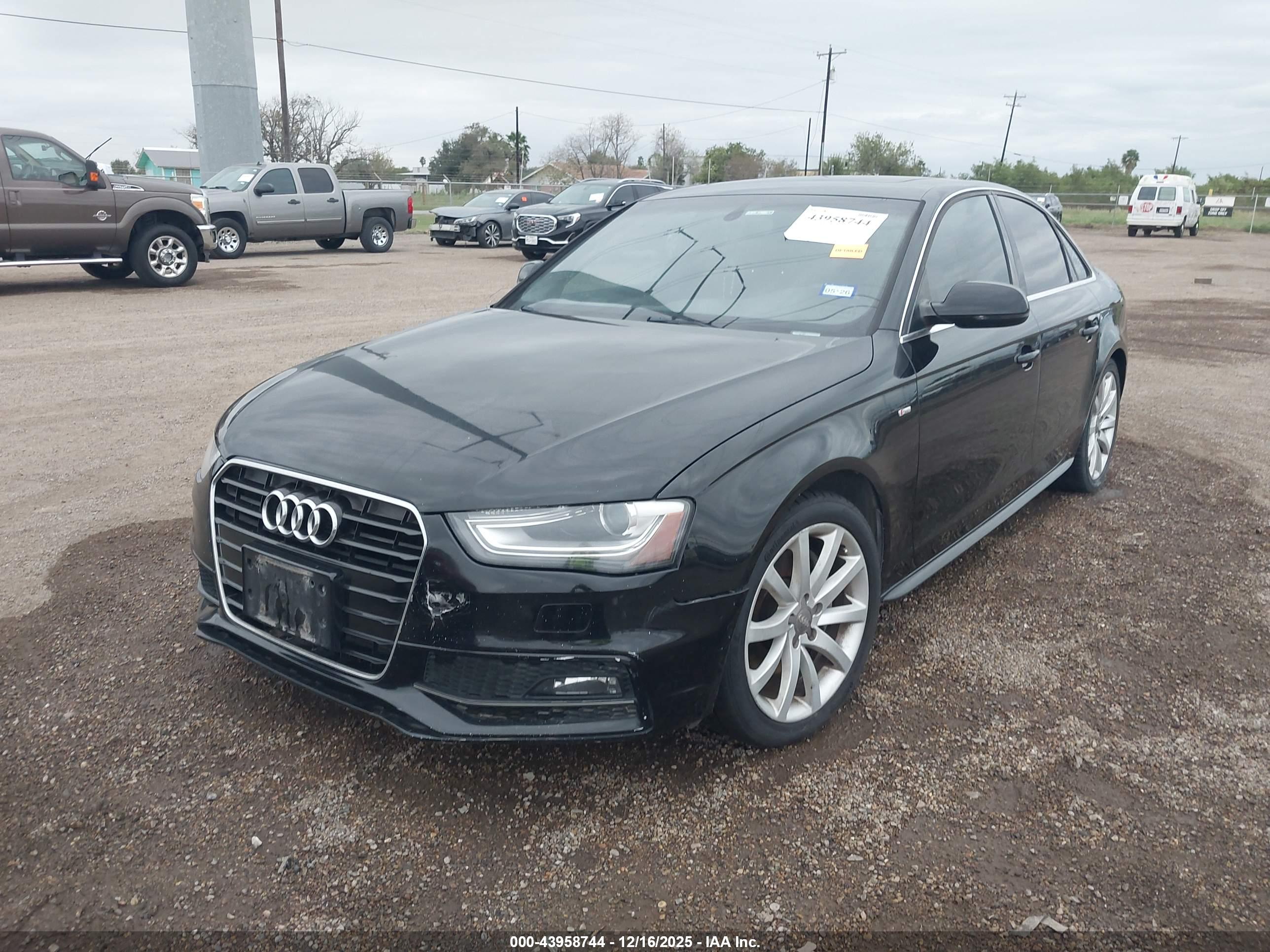 AUDI A4 image 6