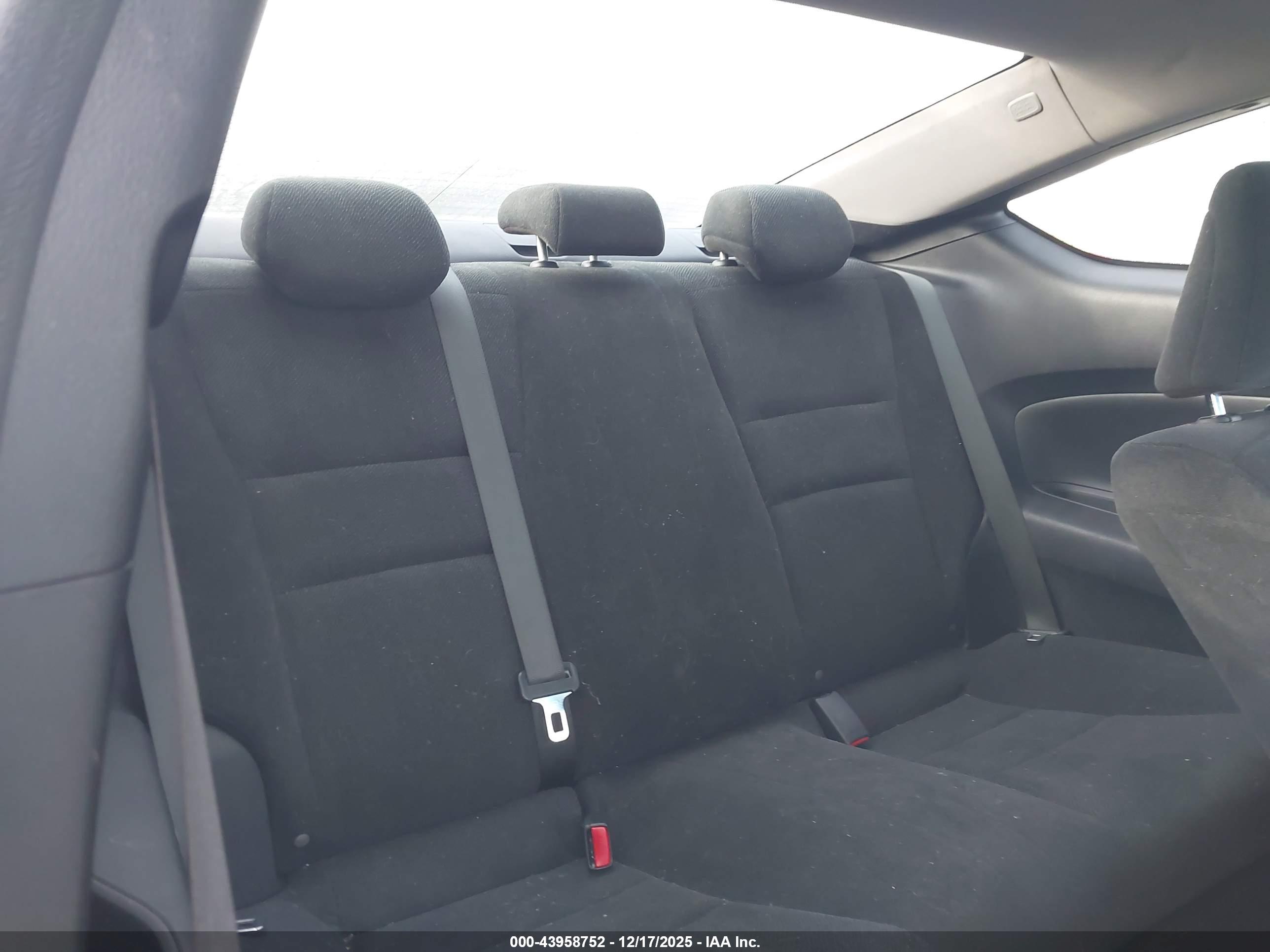 HONDA ACCORD image 8
