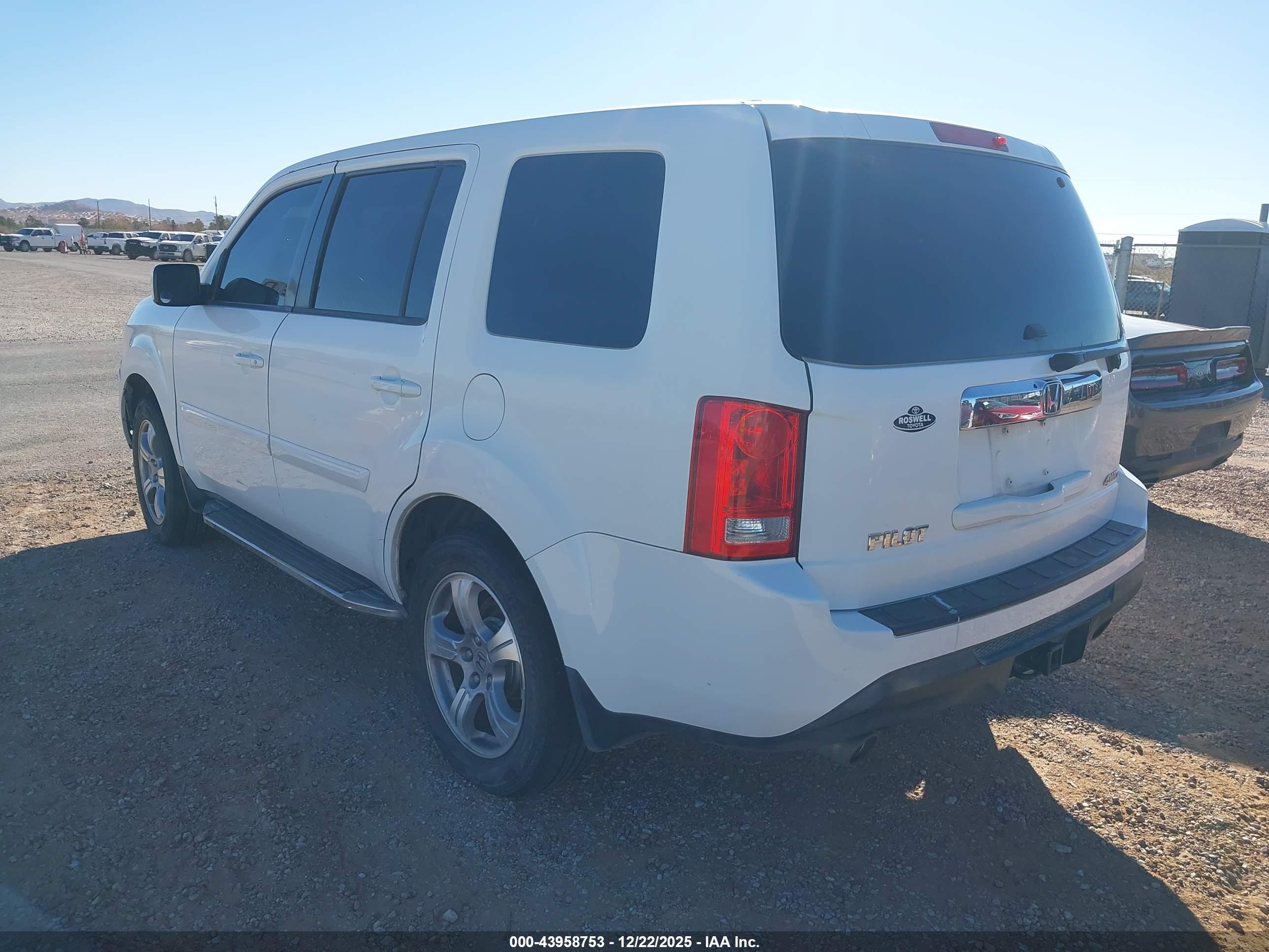 HONDA PILOT image 3
