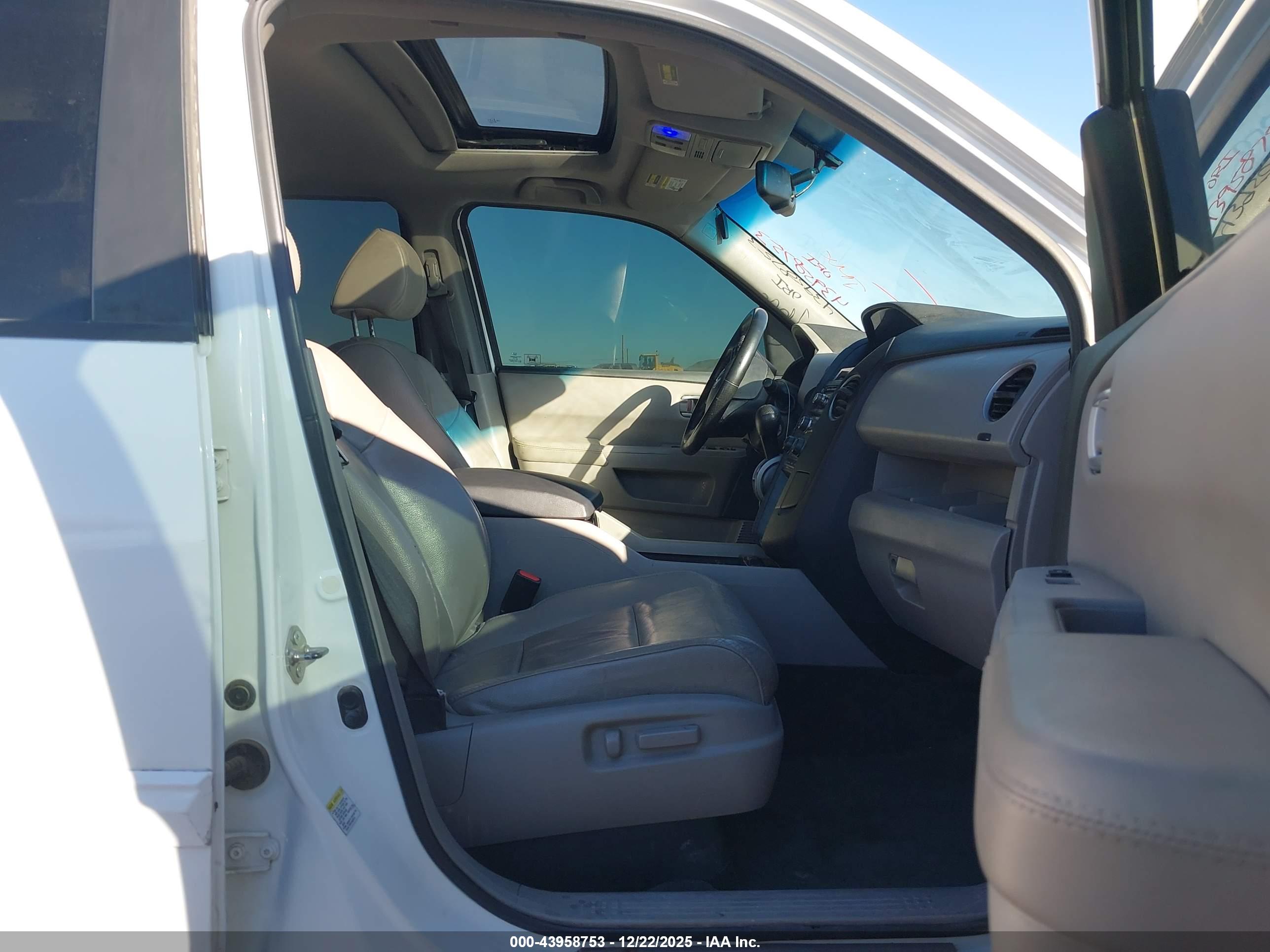 HONDA PILOT image 5