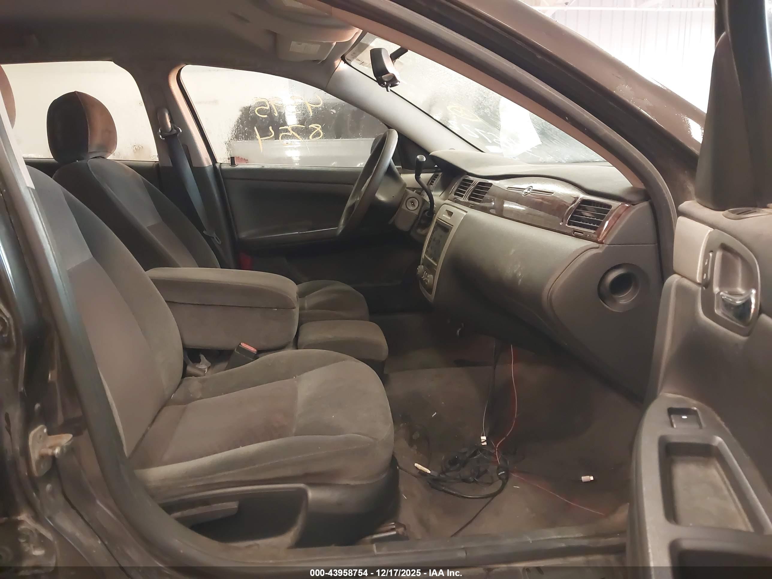 CHEVROLET IMPALA image 5