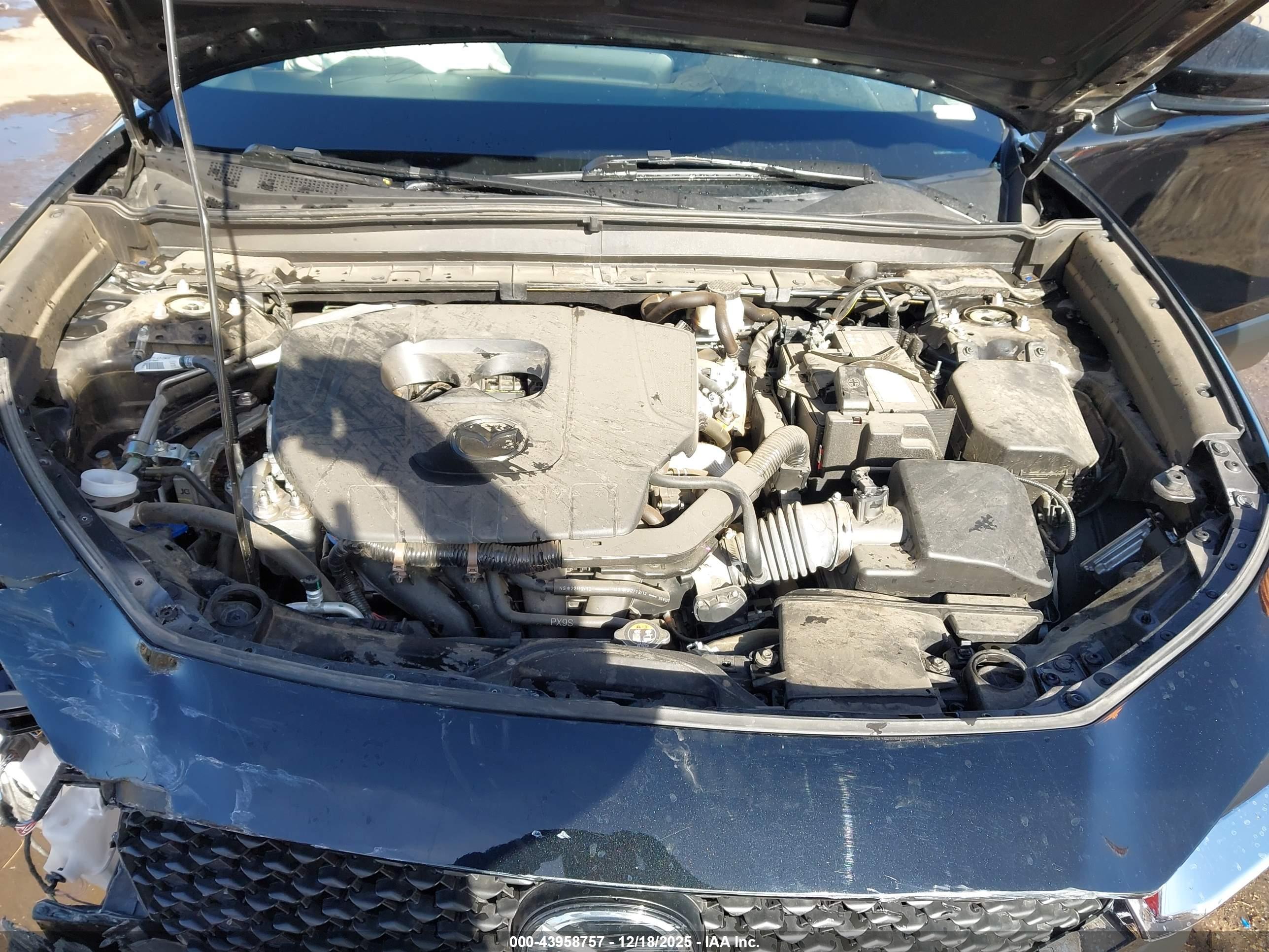 MAZDA CX-30 image 10