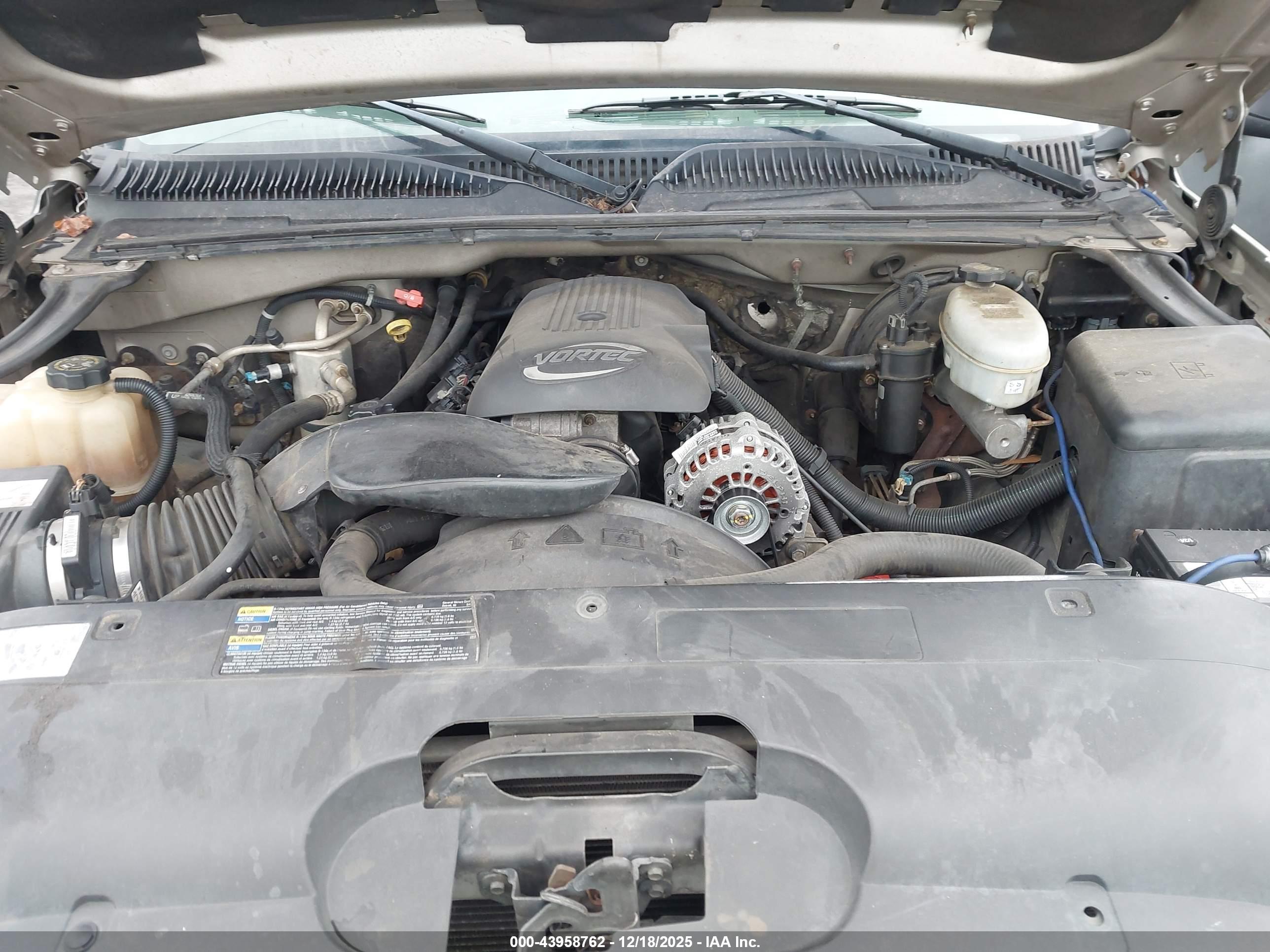 CHEVROLET SILVERADO image 10
