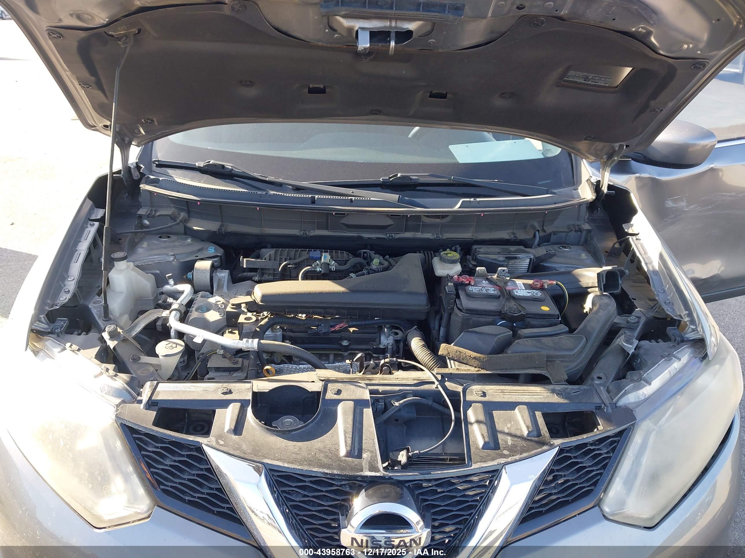NISSAN ROGUE image 10