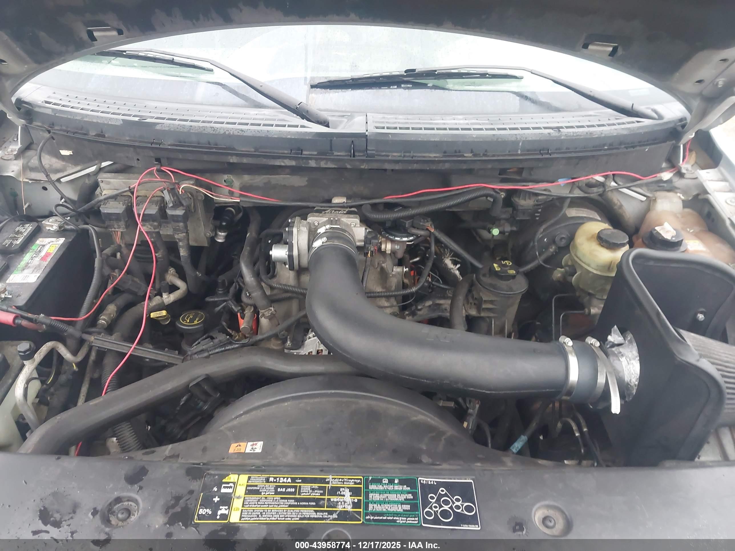 FORD F-150 image 10