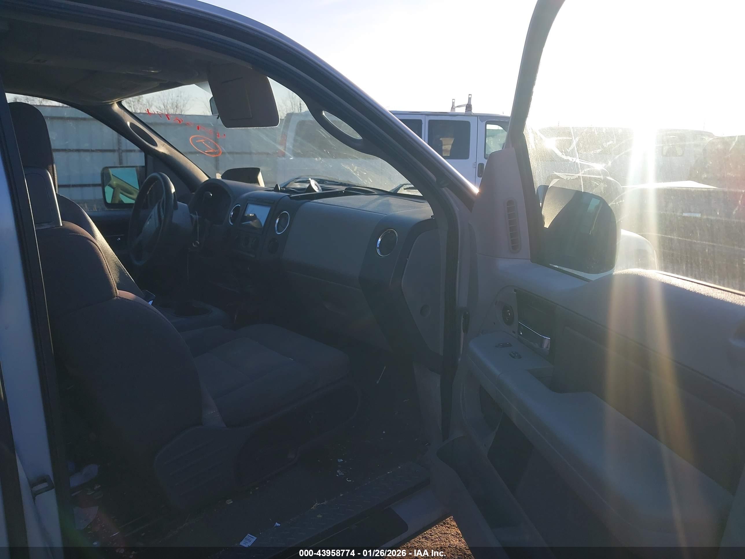 FORD F-150 image 5
