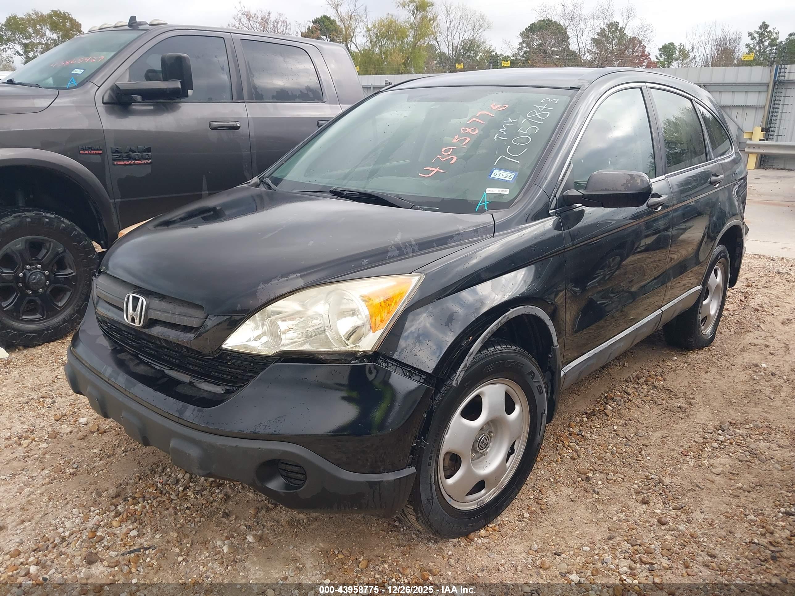 HONDA CR-V image 2
