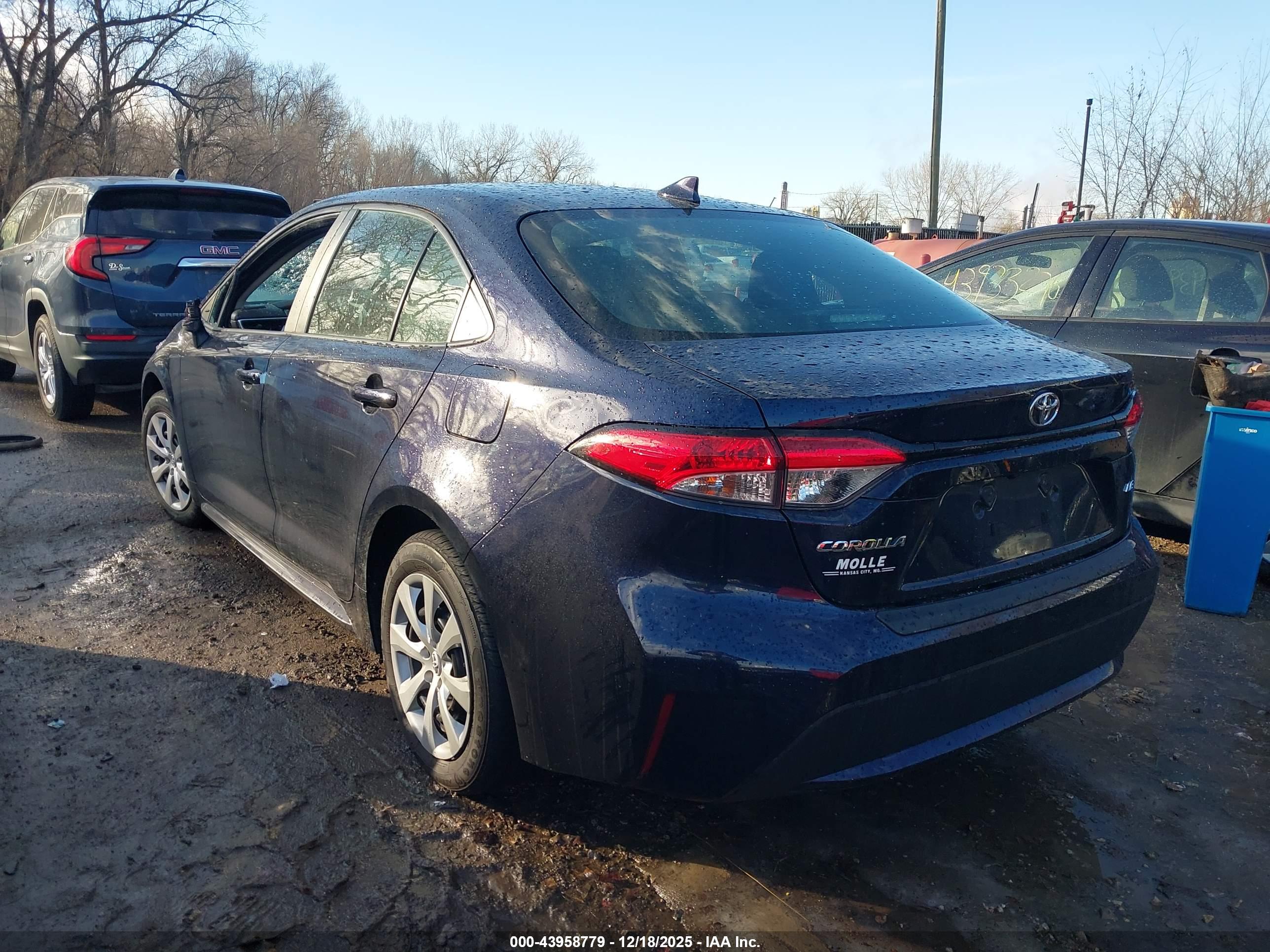 TOYOTA COROLLA image 3