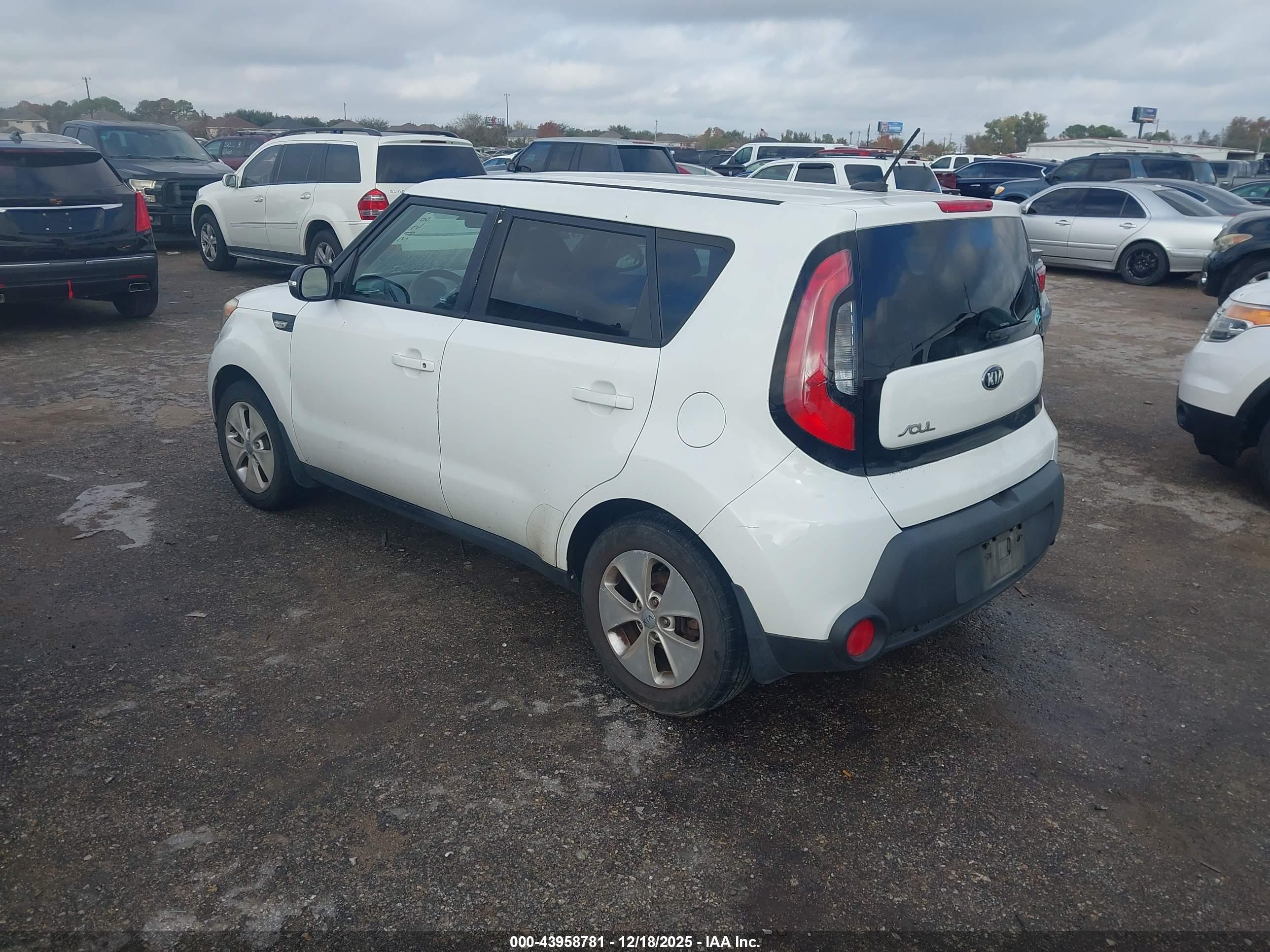 KIA SOUL image 3