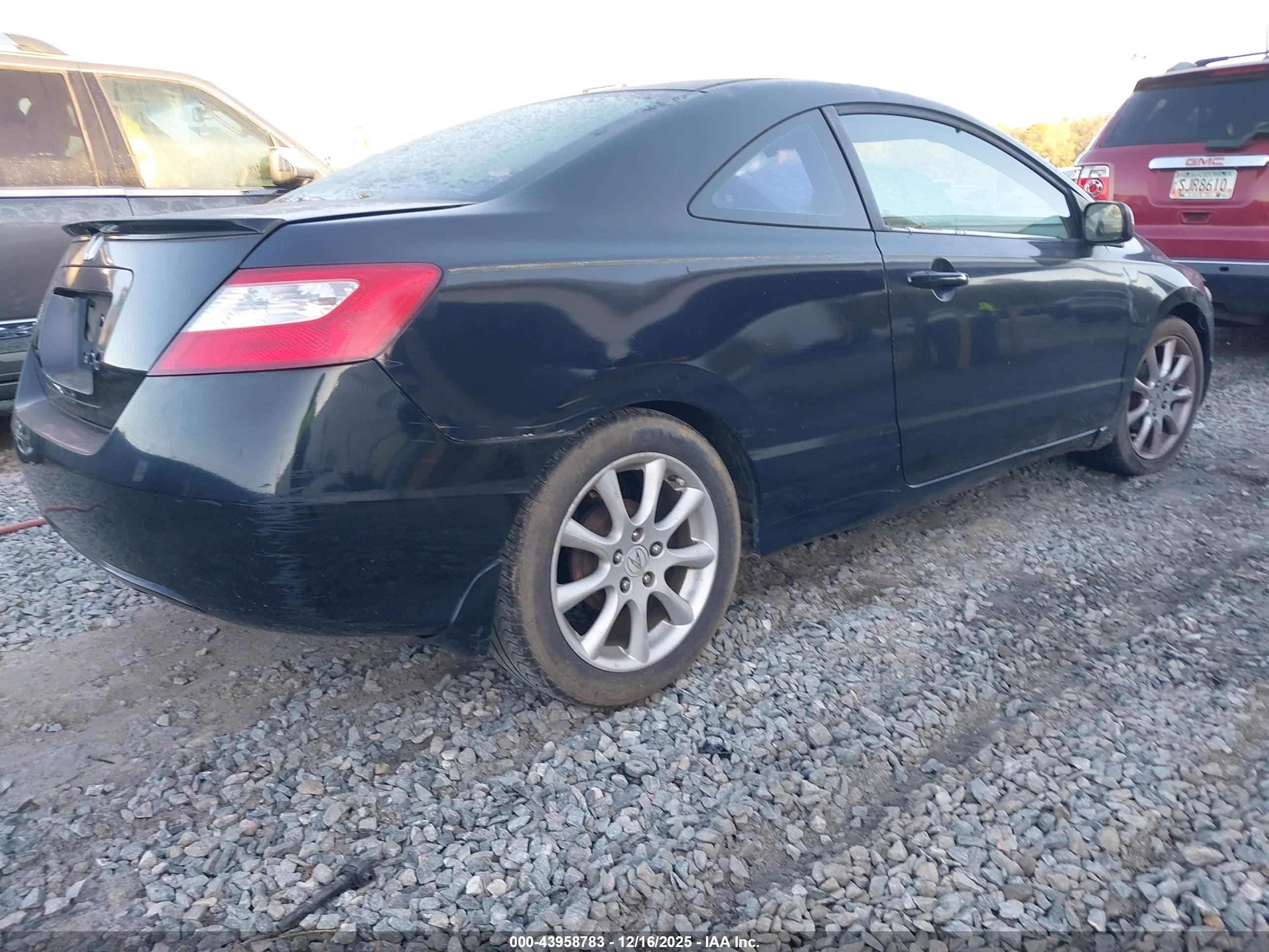 HONDA CIVIC image 4