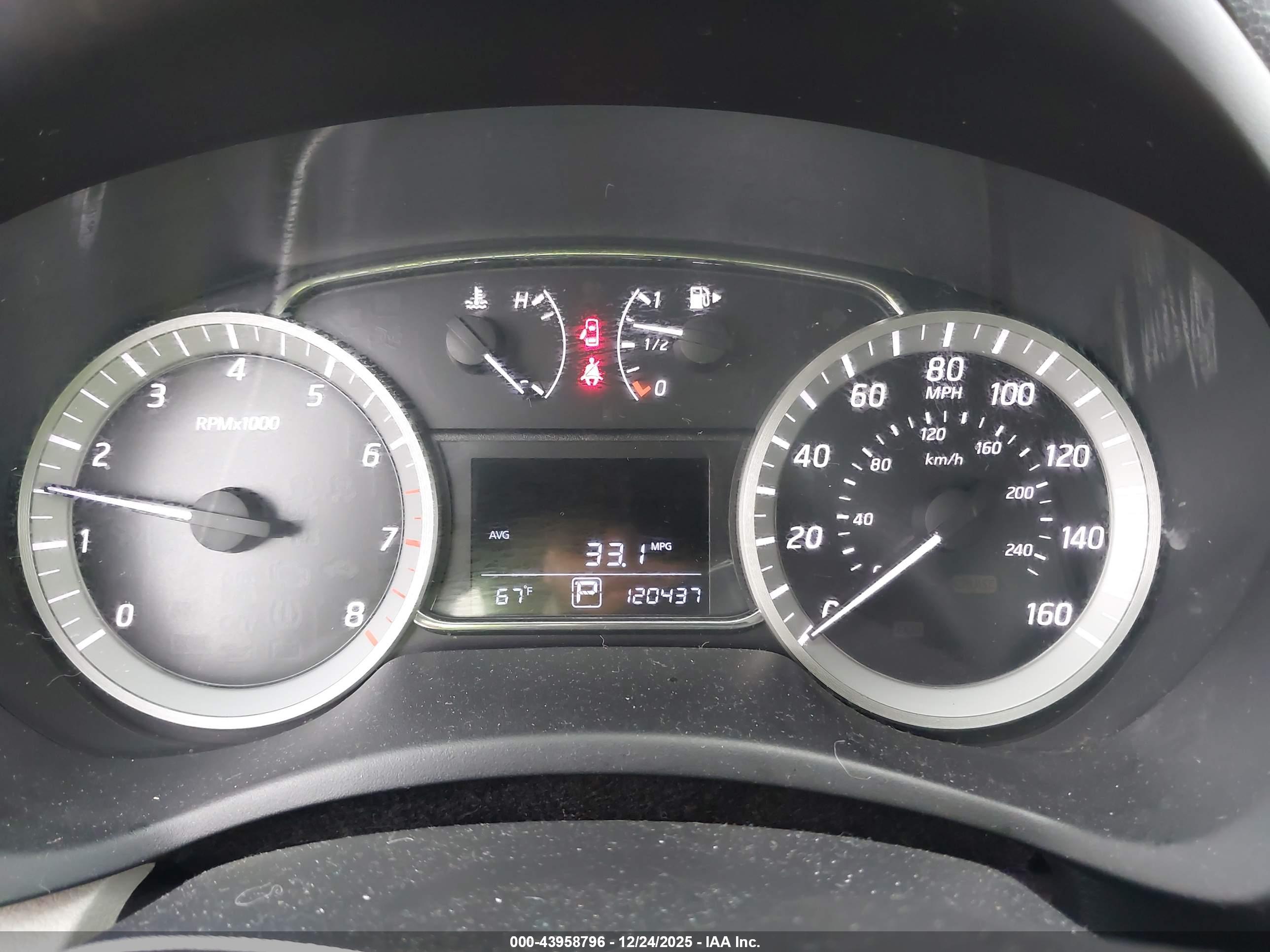 NISSAN SENTRA image 7