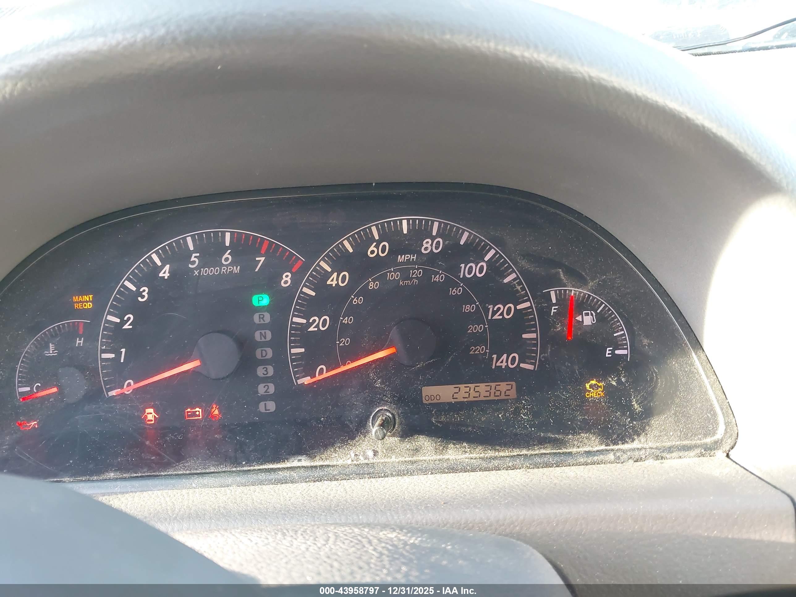 TOYOTA CAMRY image 7