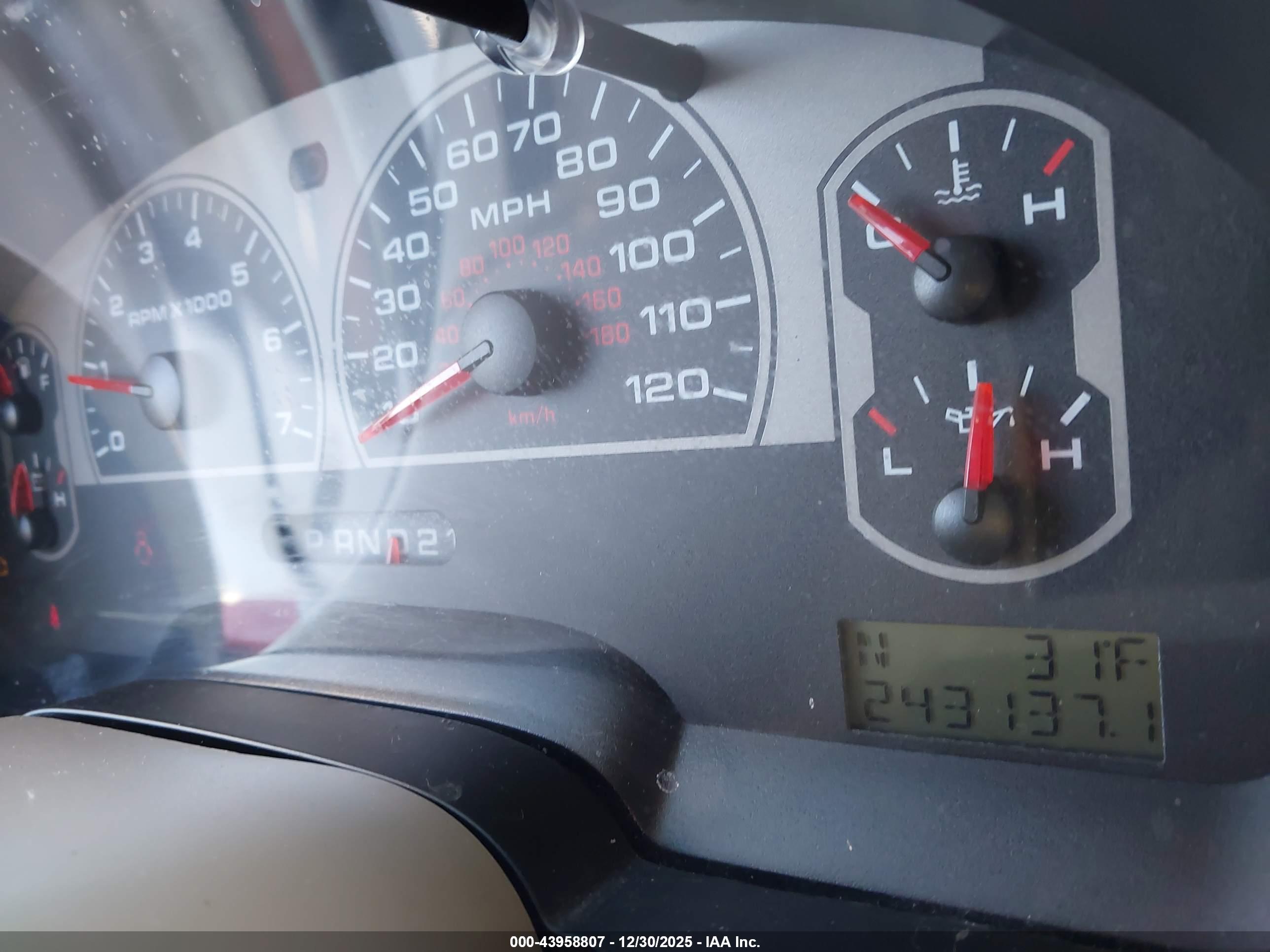 FORD F-150 image 7