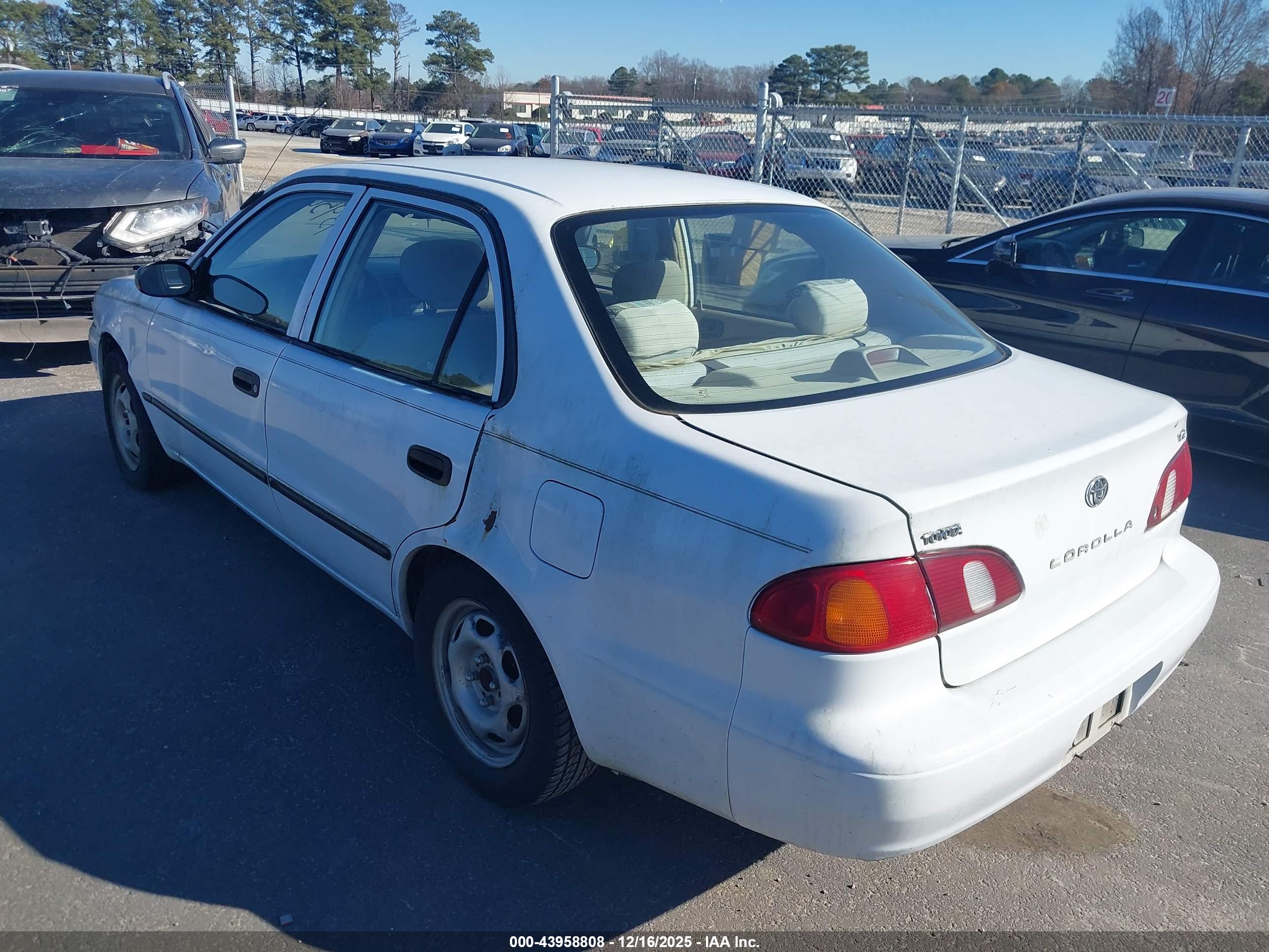 TOYOTA COROLLA image 3