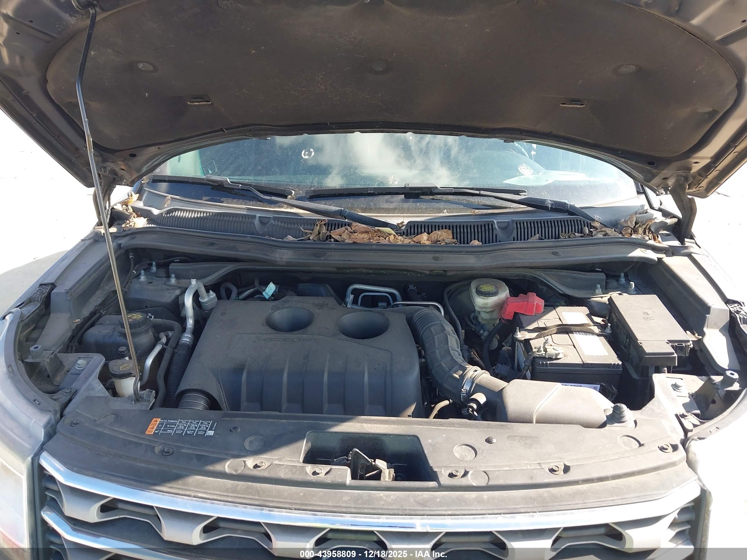 FORD EXPLORER image 10