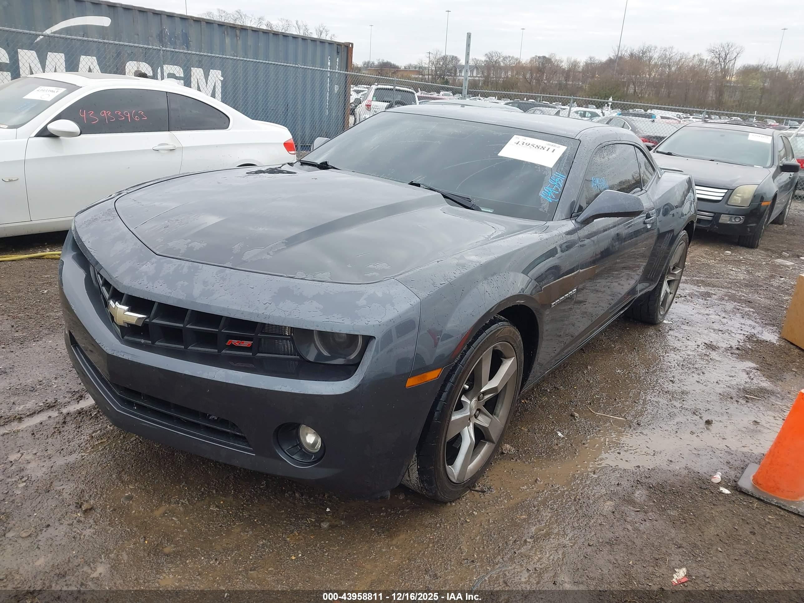 CHEVROLET CAMARO image 2