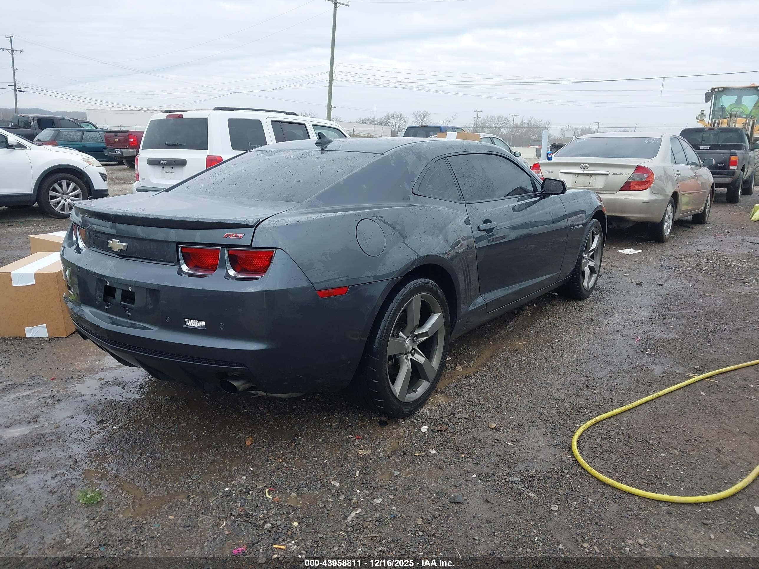 CHEVROLET CAMARO image 4