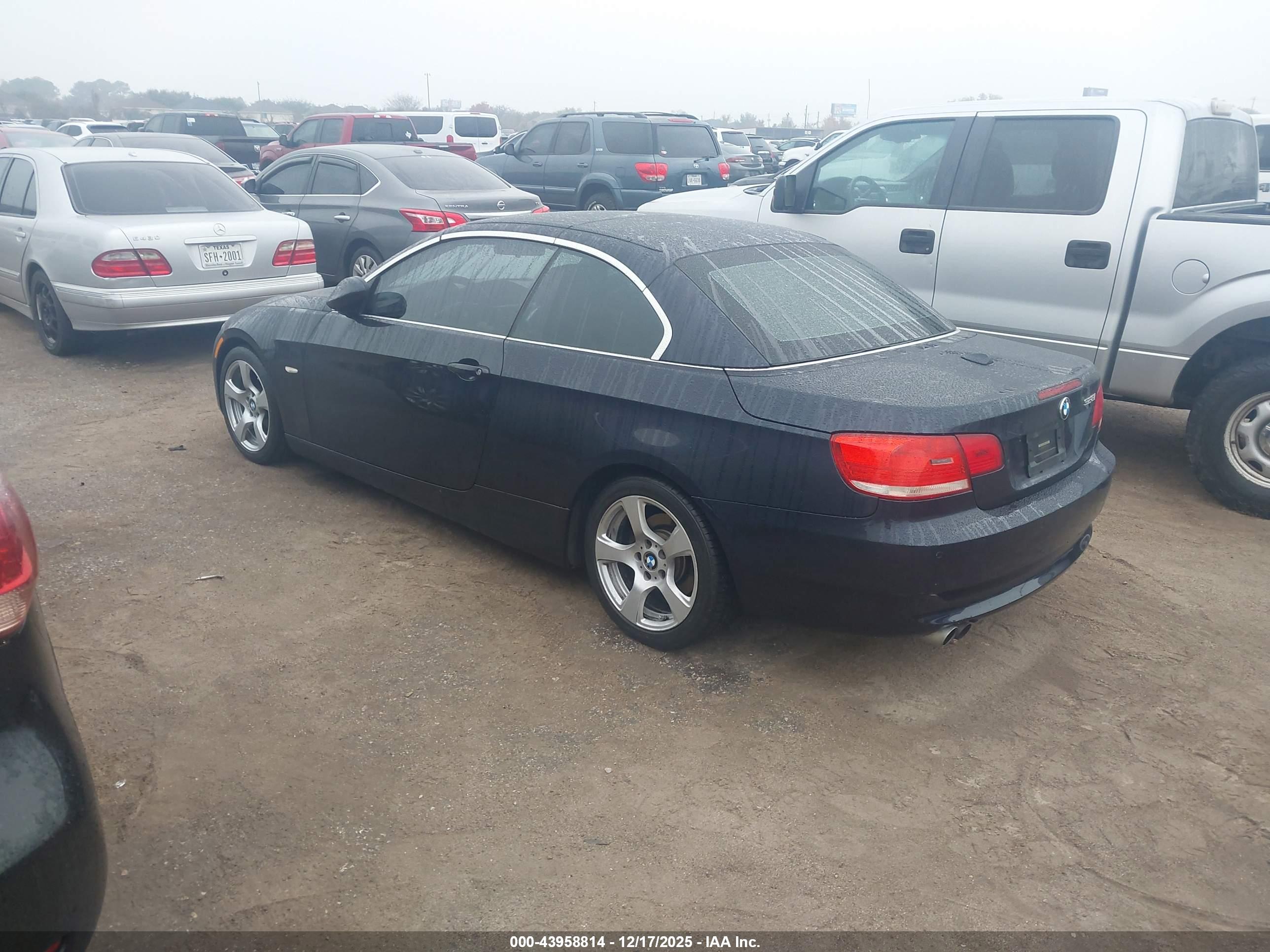 BMW 328I image 3