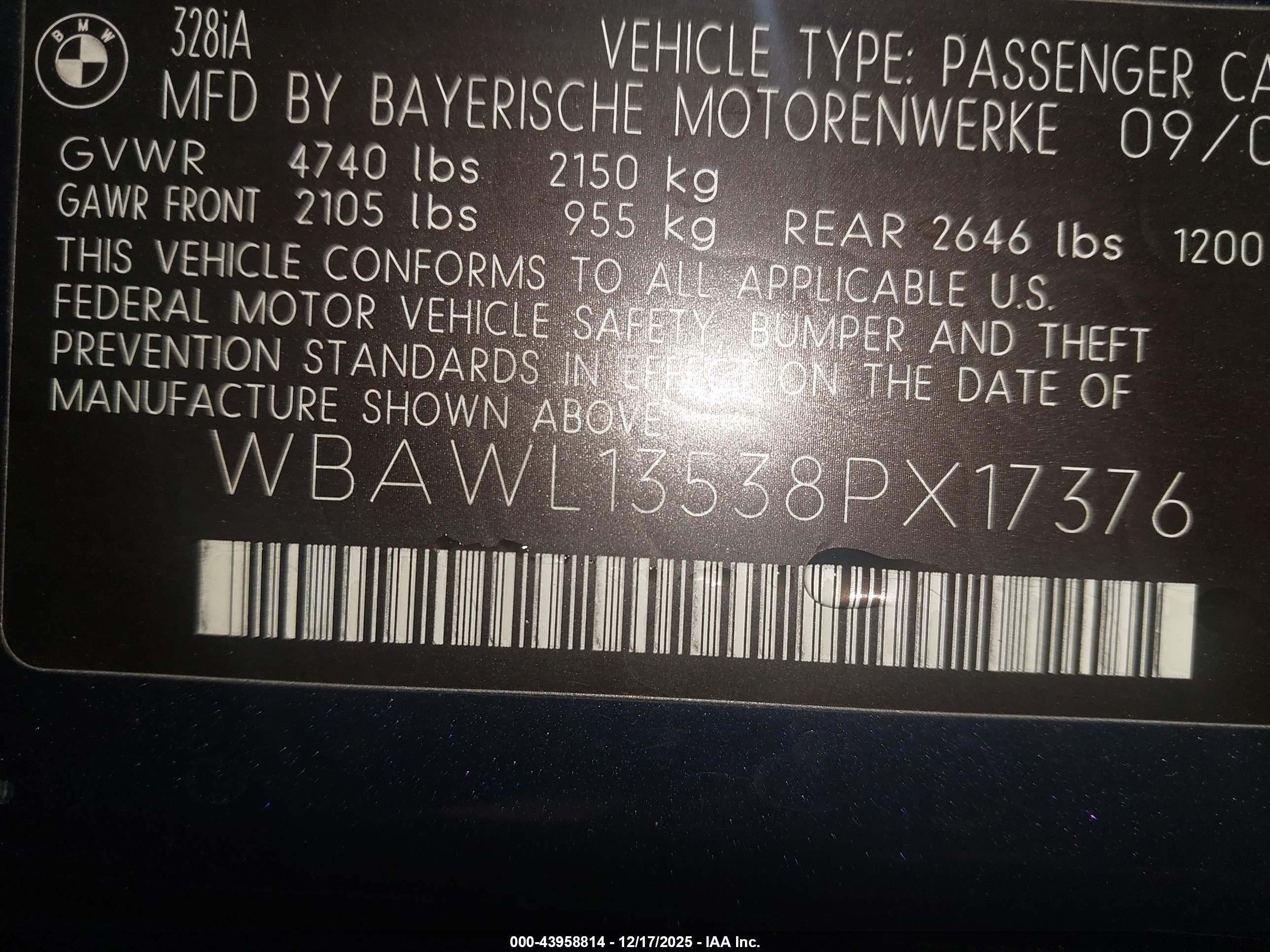 BMW 328I image 9