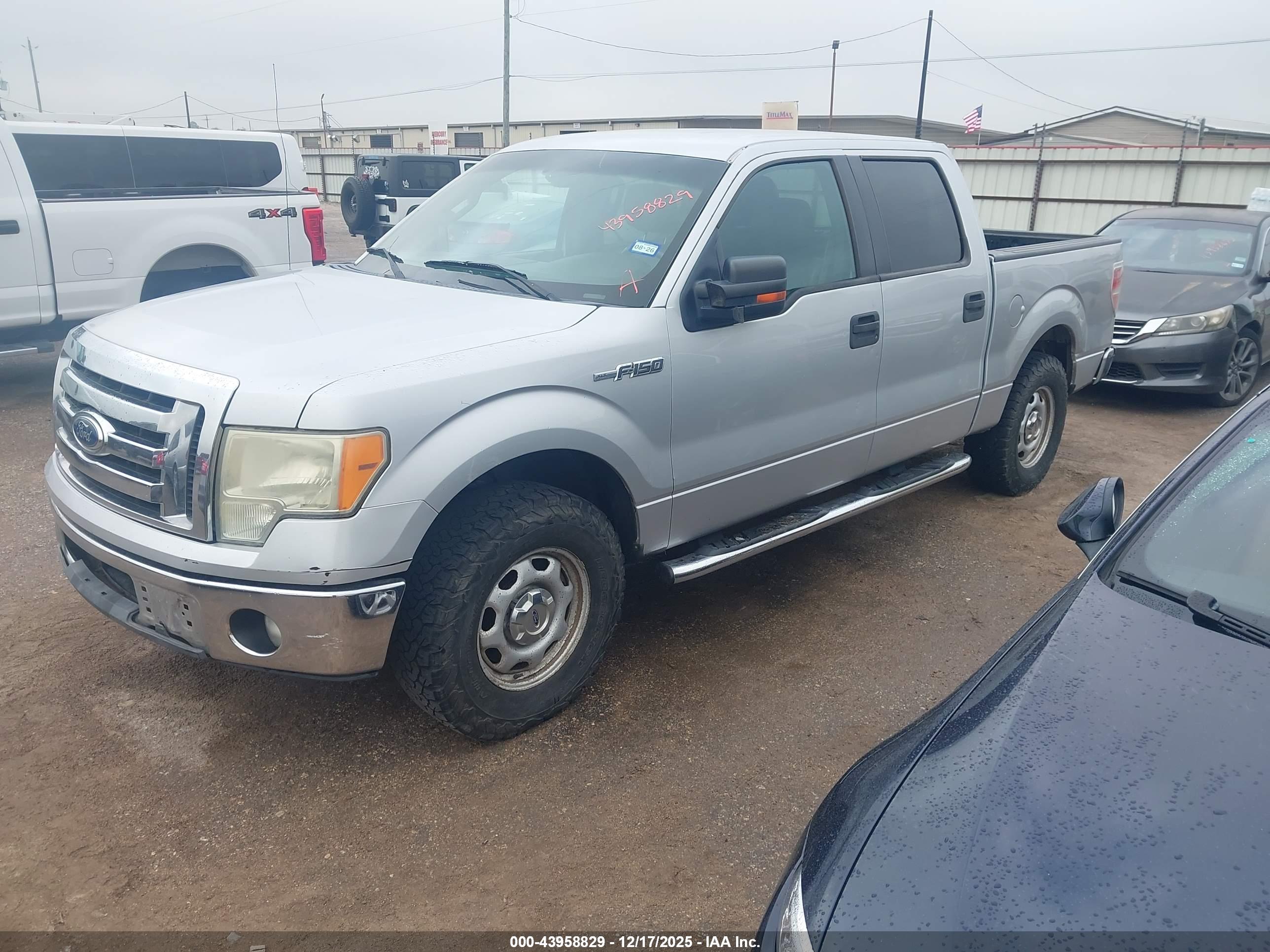 FORD F-150 image 2