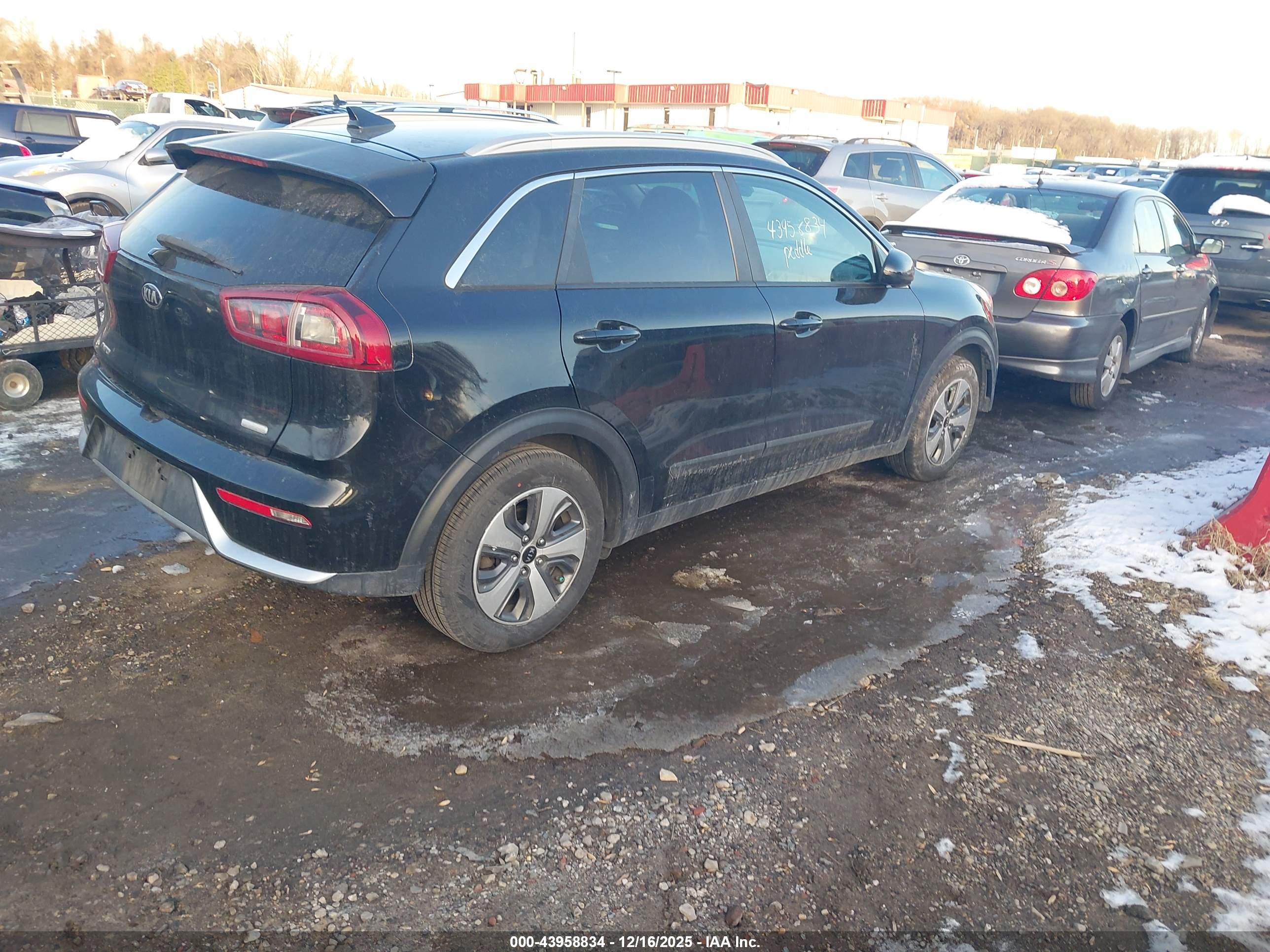 KIA NIRO image 4
