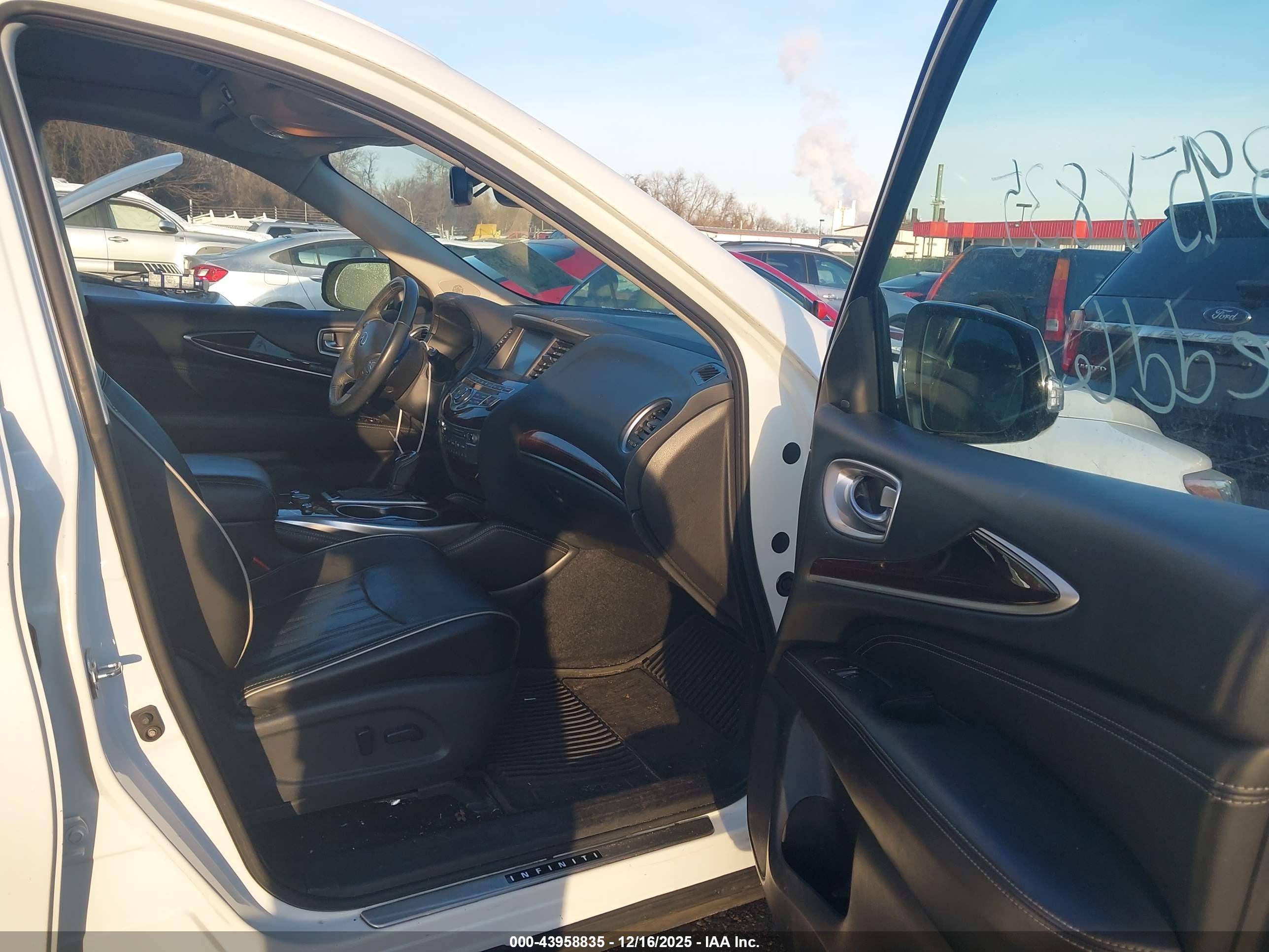 INFINITI QX60 image 5