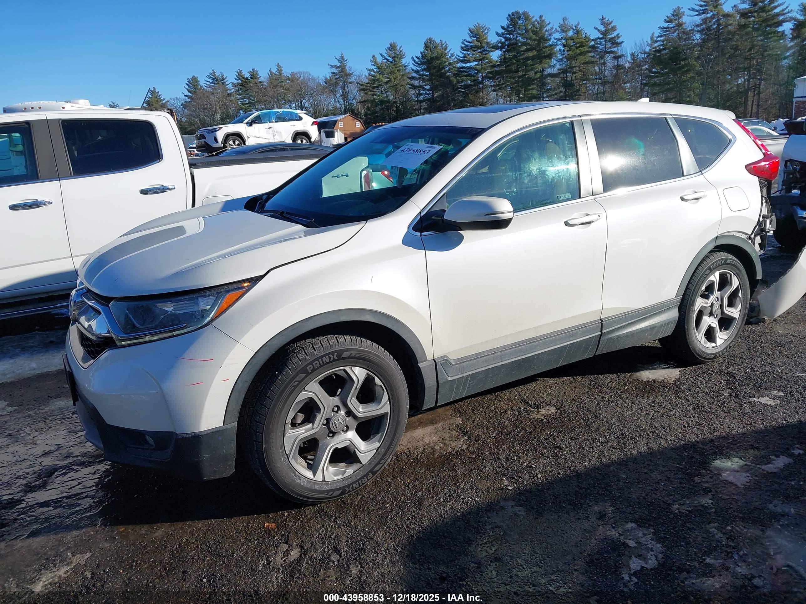 HONDA CR-V image 2