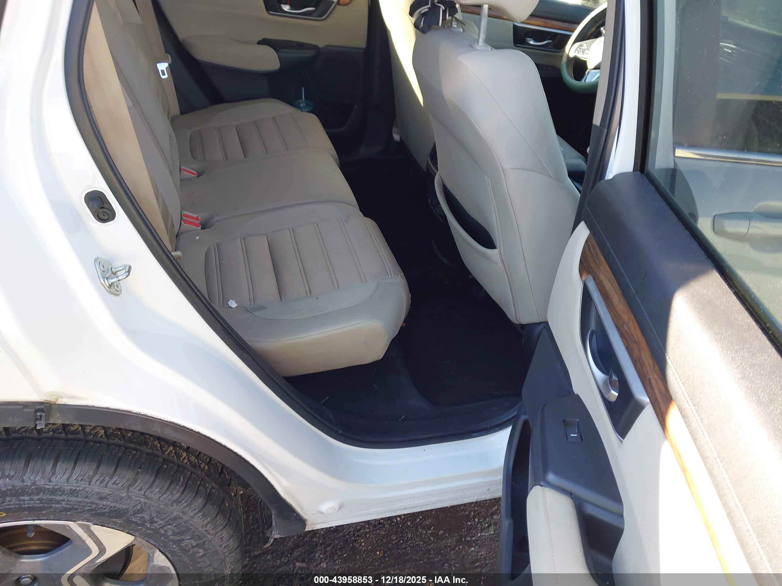 HONDA CR-V image 8