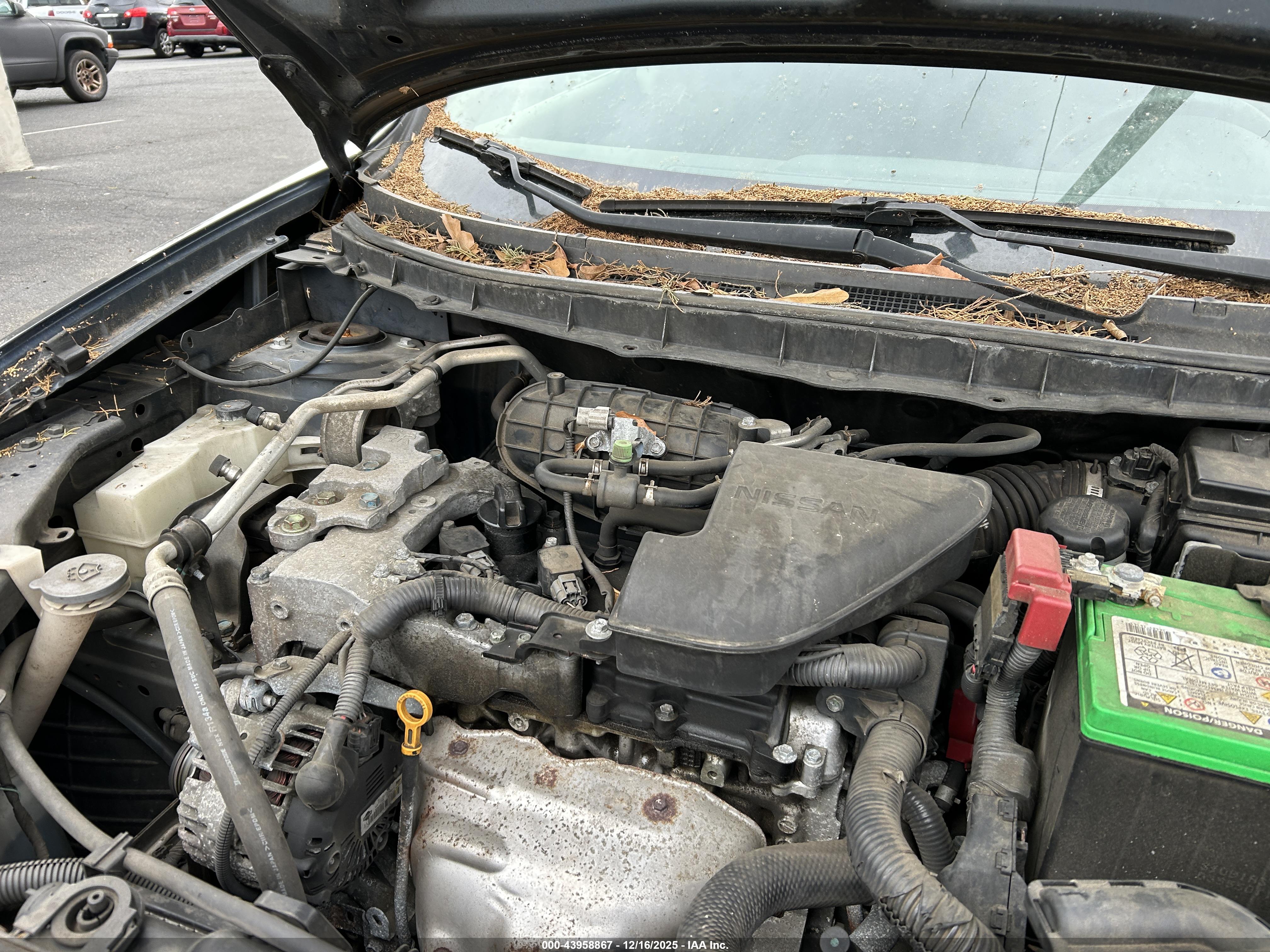 NISSAN ROGUE image 10