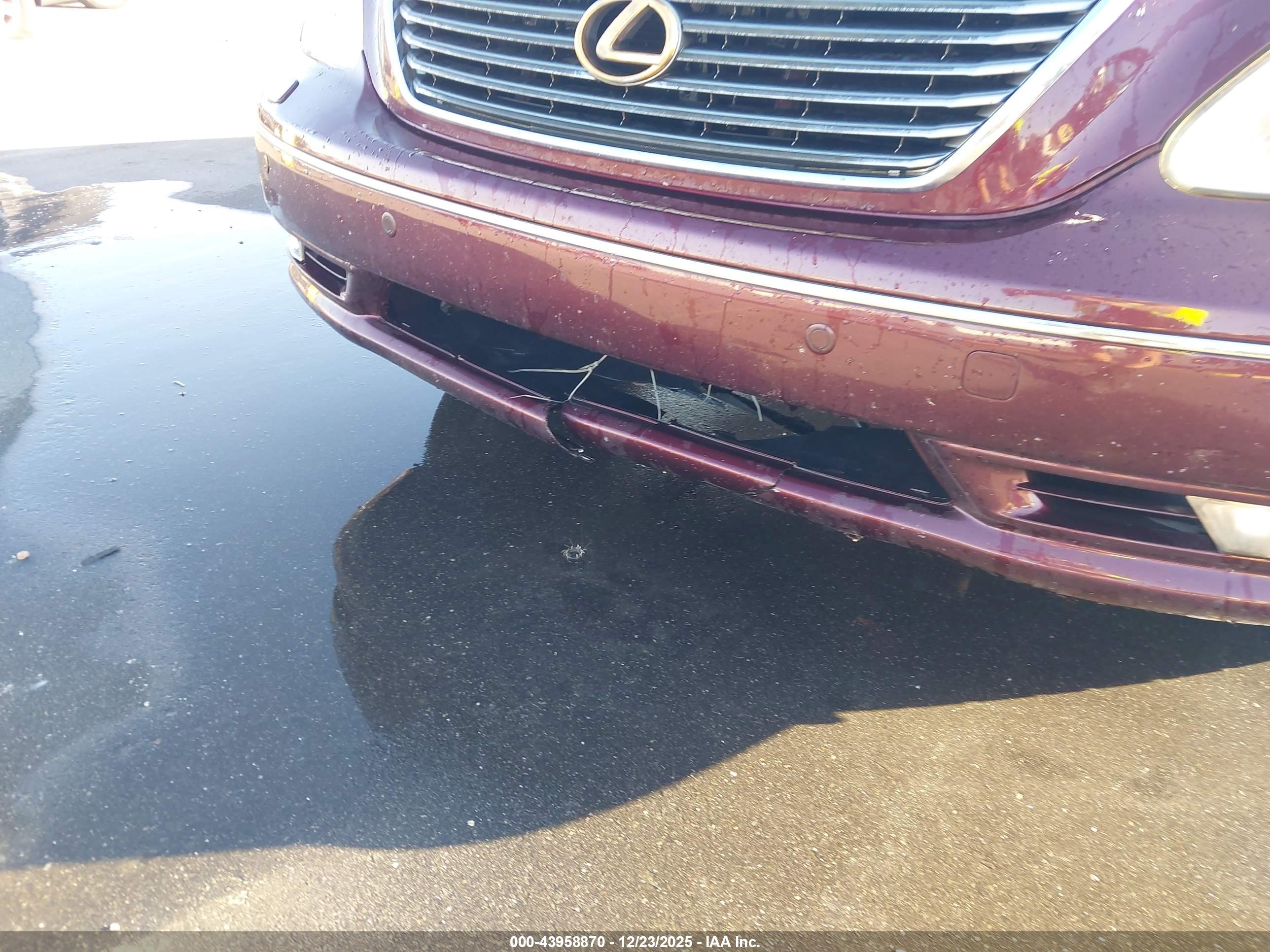LEXUS LS image 6
