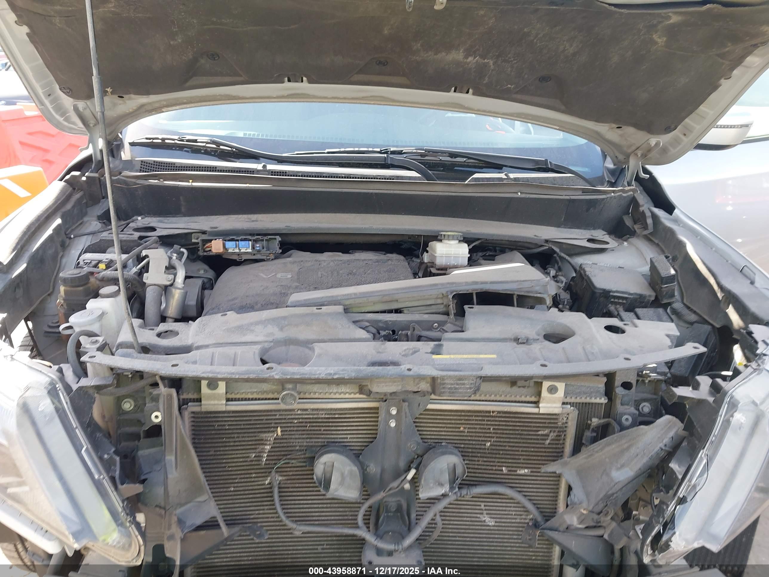 NISSAN PATHFINDER image 10
