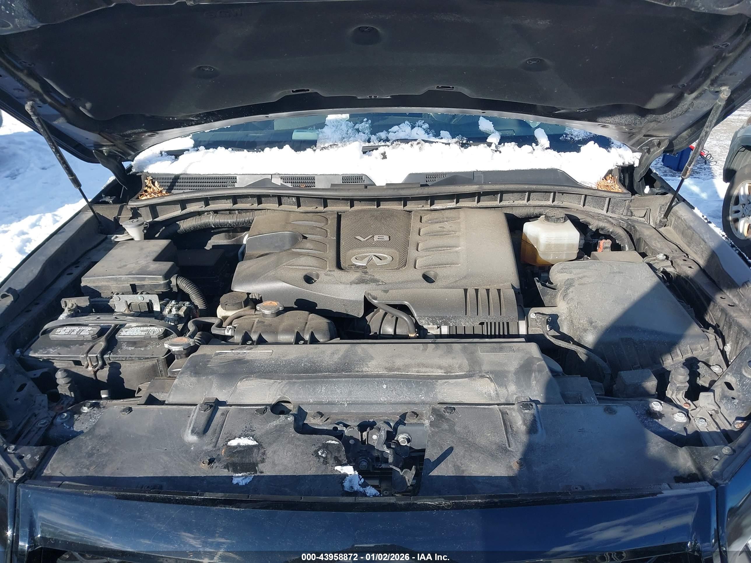 INFINITI QX80 image 10