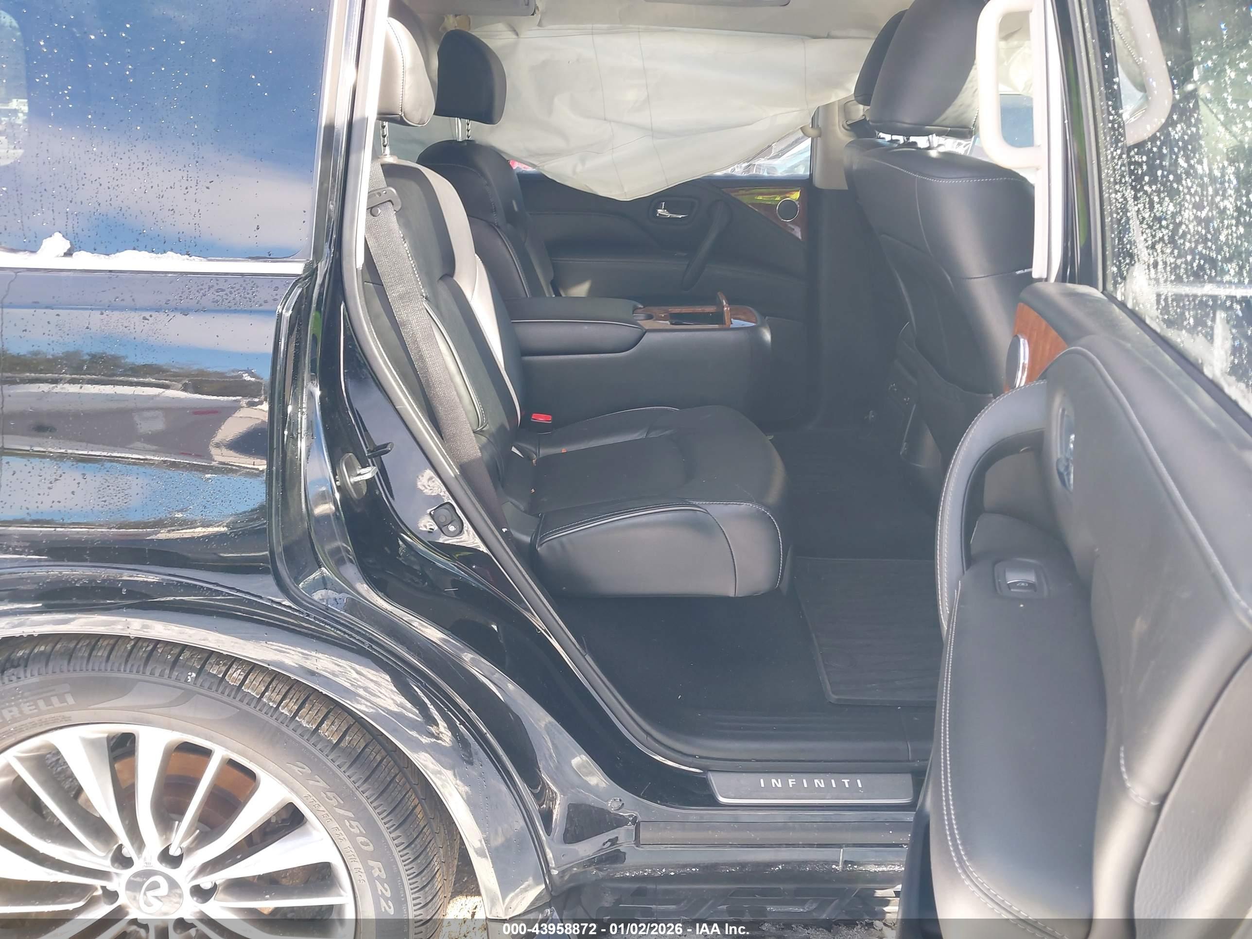 INFINITI QX80 image 8