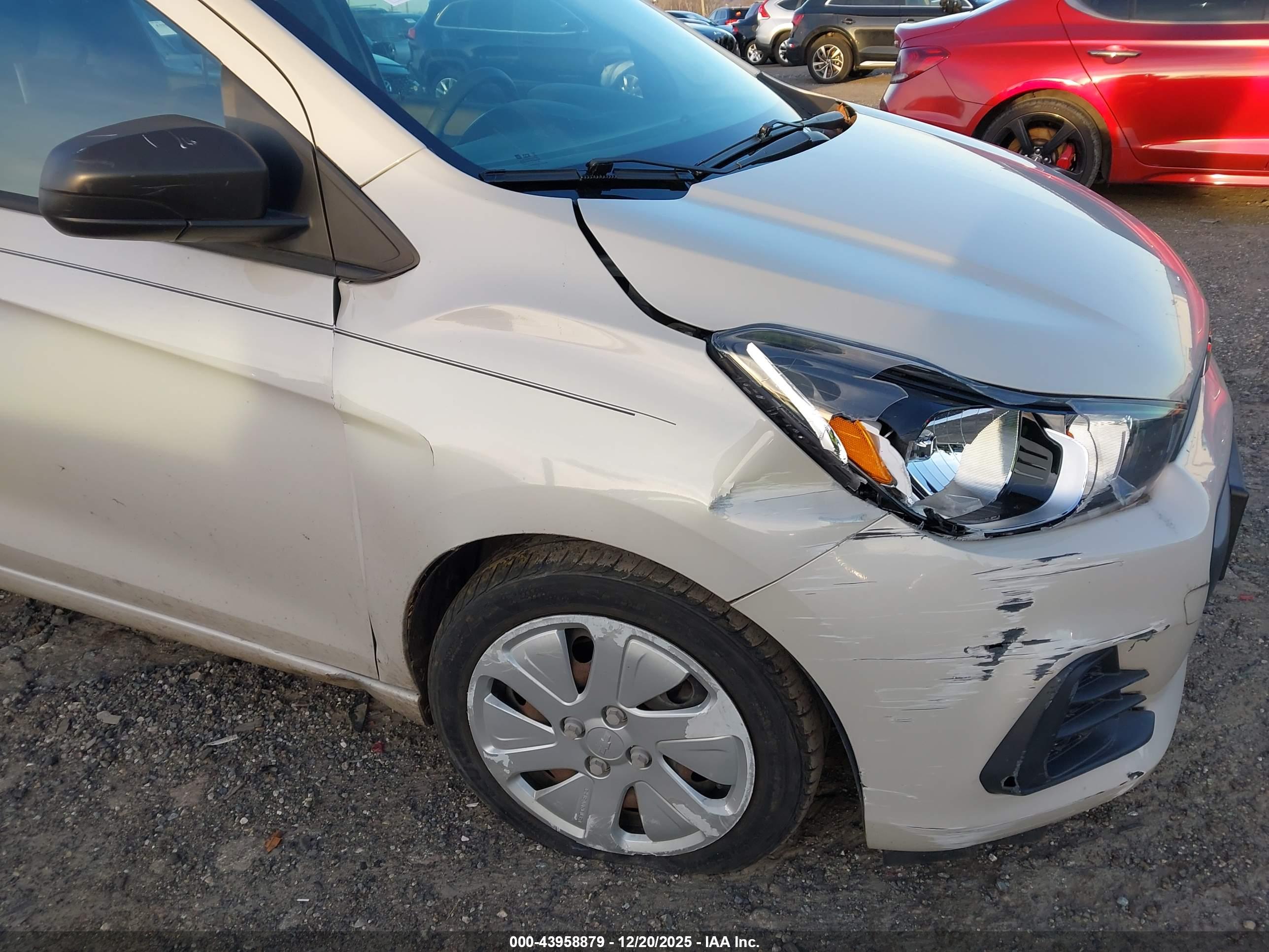 CHEVROLET SPARK image 6