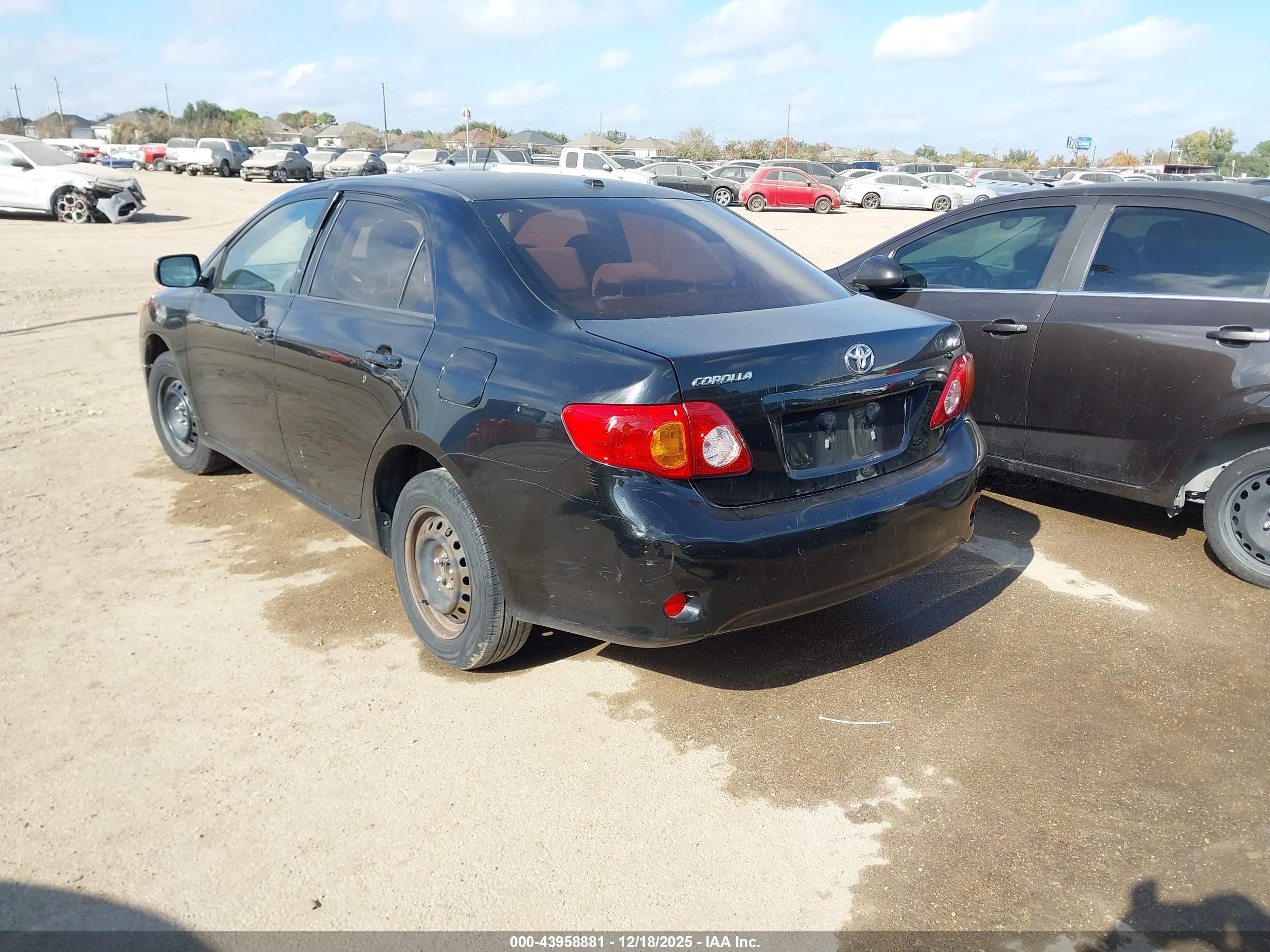 TOYOTA COROLLA image 3